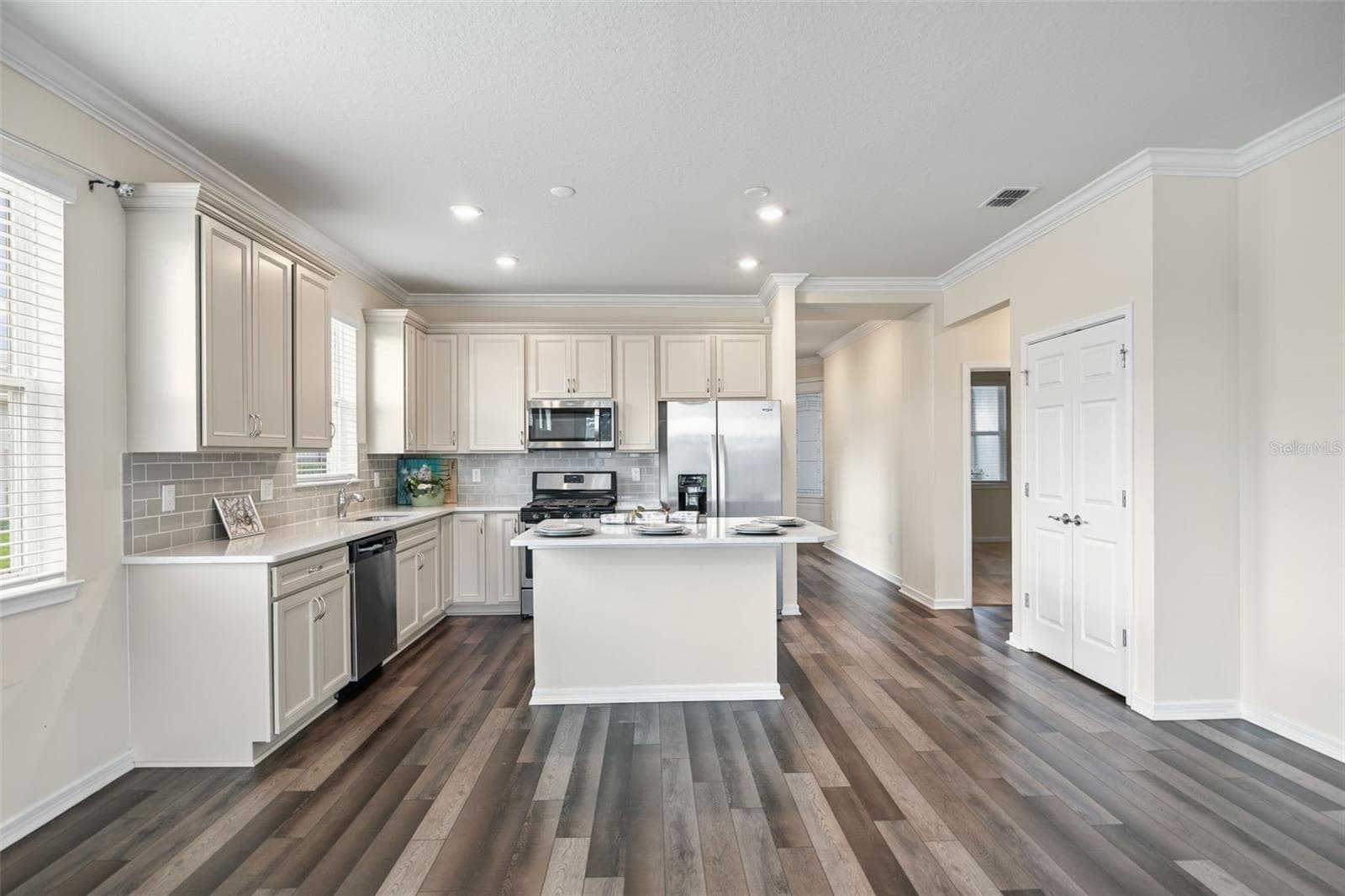 Single Family Residence at 2984 CHERRY BLOSSOM LOOP, ST CLOUD, photo 6 of 49
