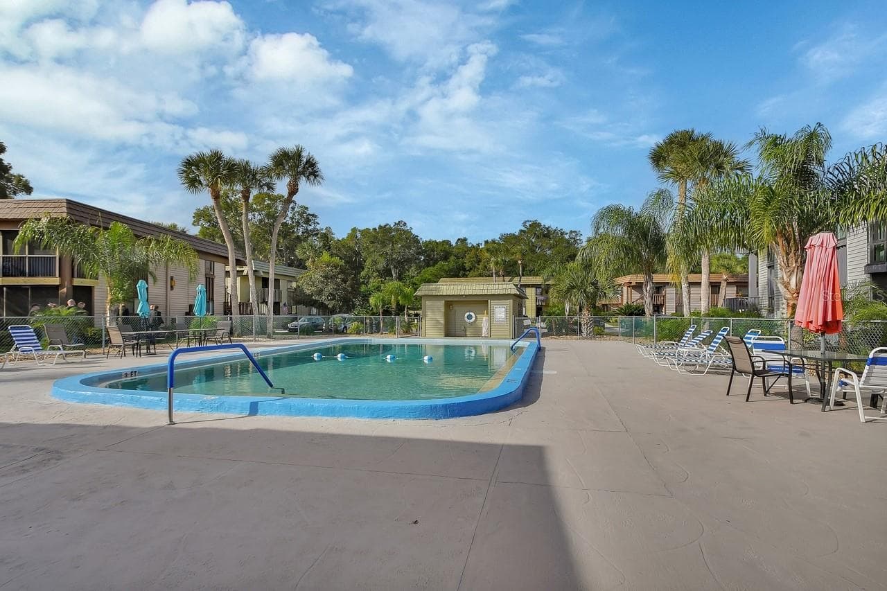 Condominium at 600 N BOUNDARY AVE #119C, DELAND, photo 6 of 36