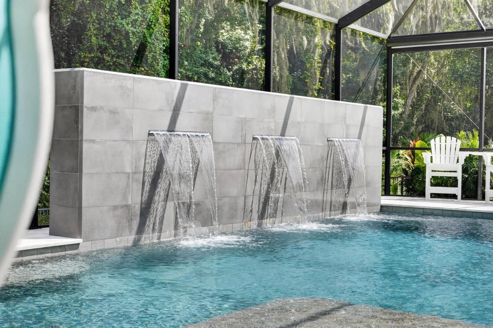 beautiful triple fountain feature with LED lights for stunning settings at night - 36 NEW WATER OAK DR, PALM COAST