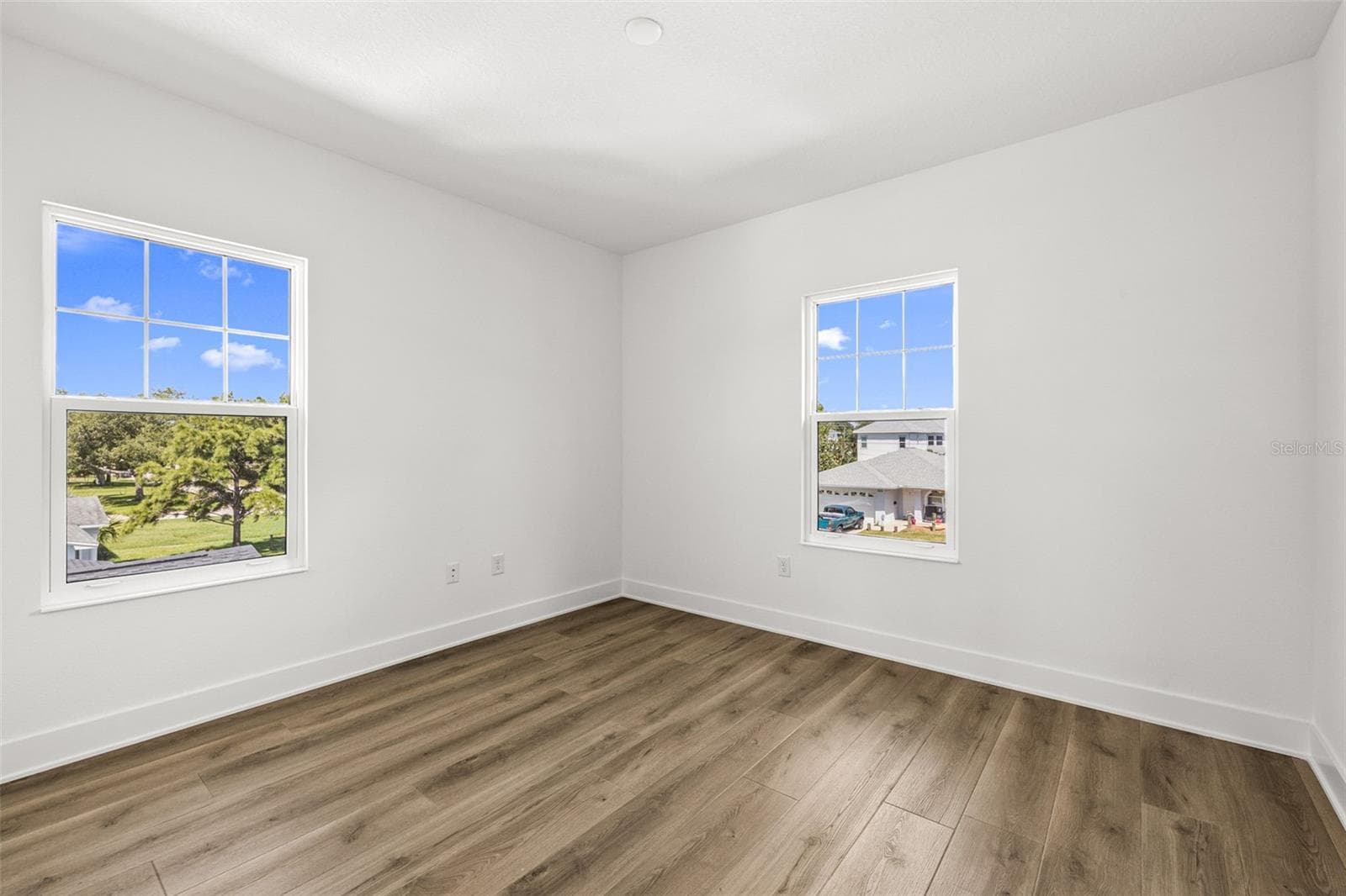 Single Family Residence at 324 37TH AVE, ST PETERSBURG, photo 34 of 42