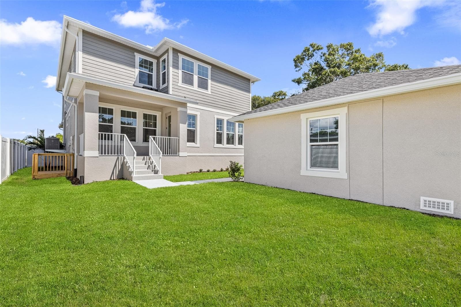Single Family Residence at 324 37TH AVE, ST PETERSBURG, photo 38 of 42