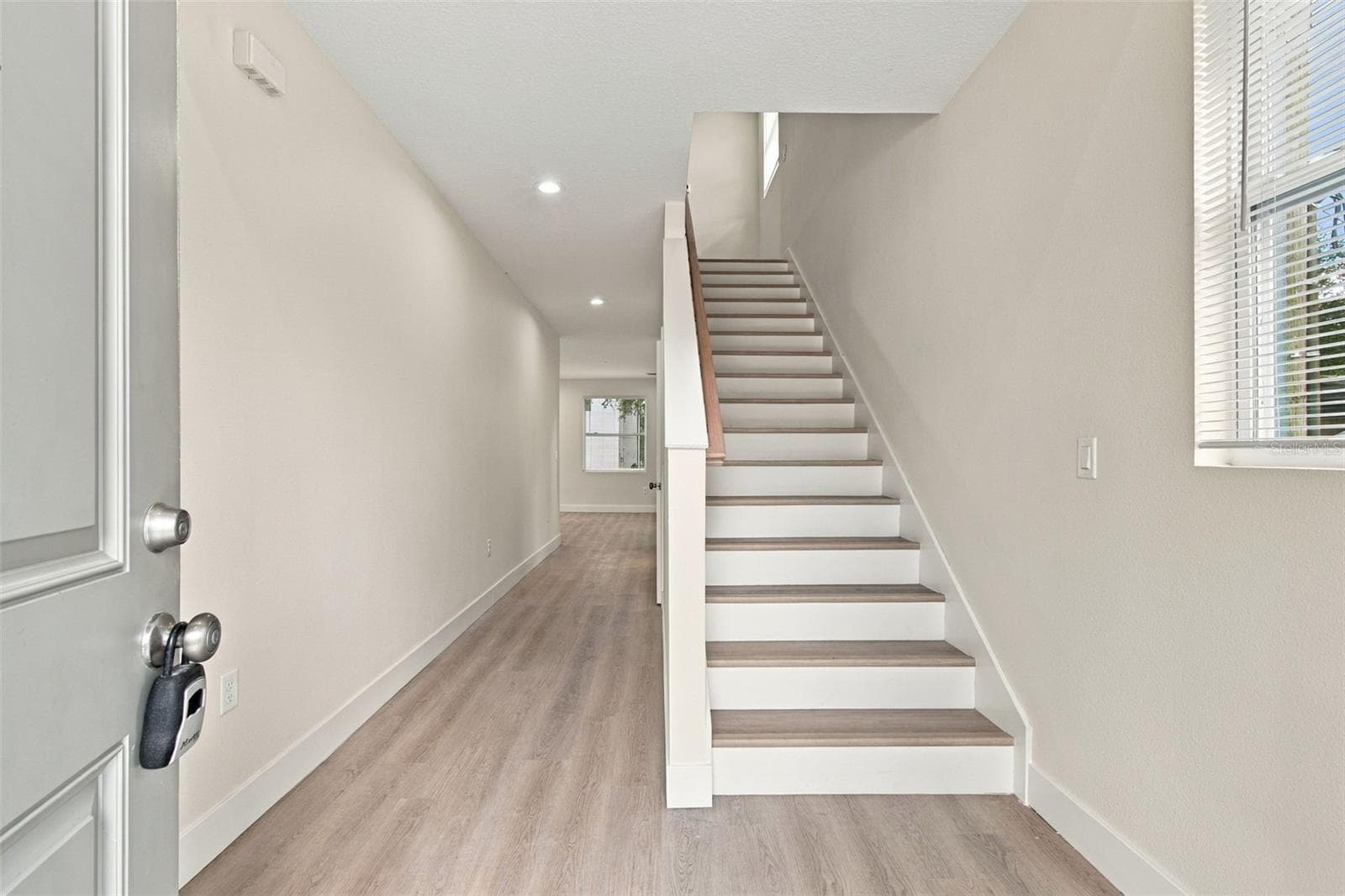 Single Family Residence at 7315 MOUNT VERNON RD, TAMPA, photo 9 of 28