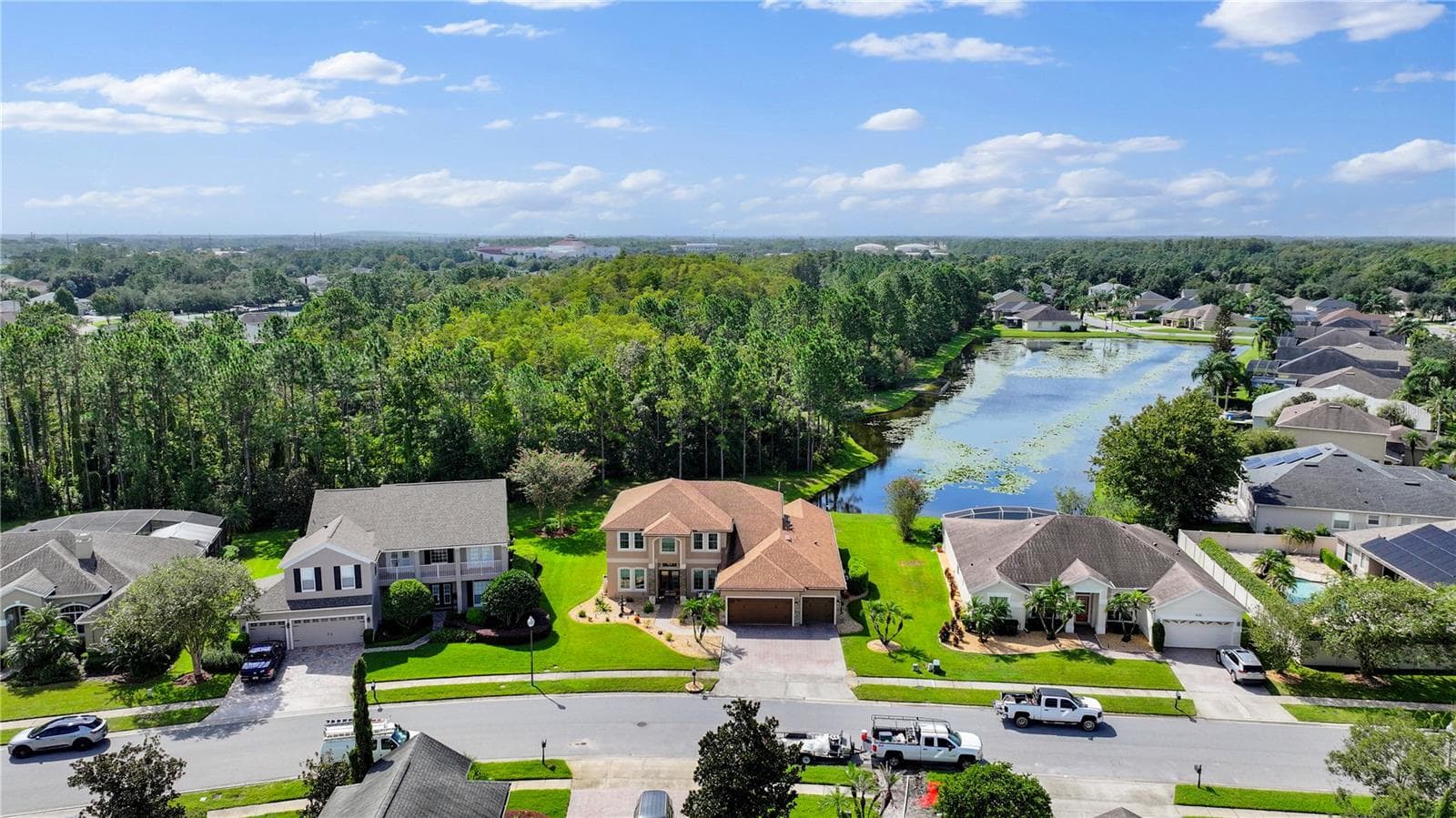 Single Family Residence at 9108 SHADOWBROOK TRL, ORLANDO, photo 3 of 28
