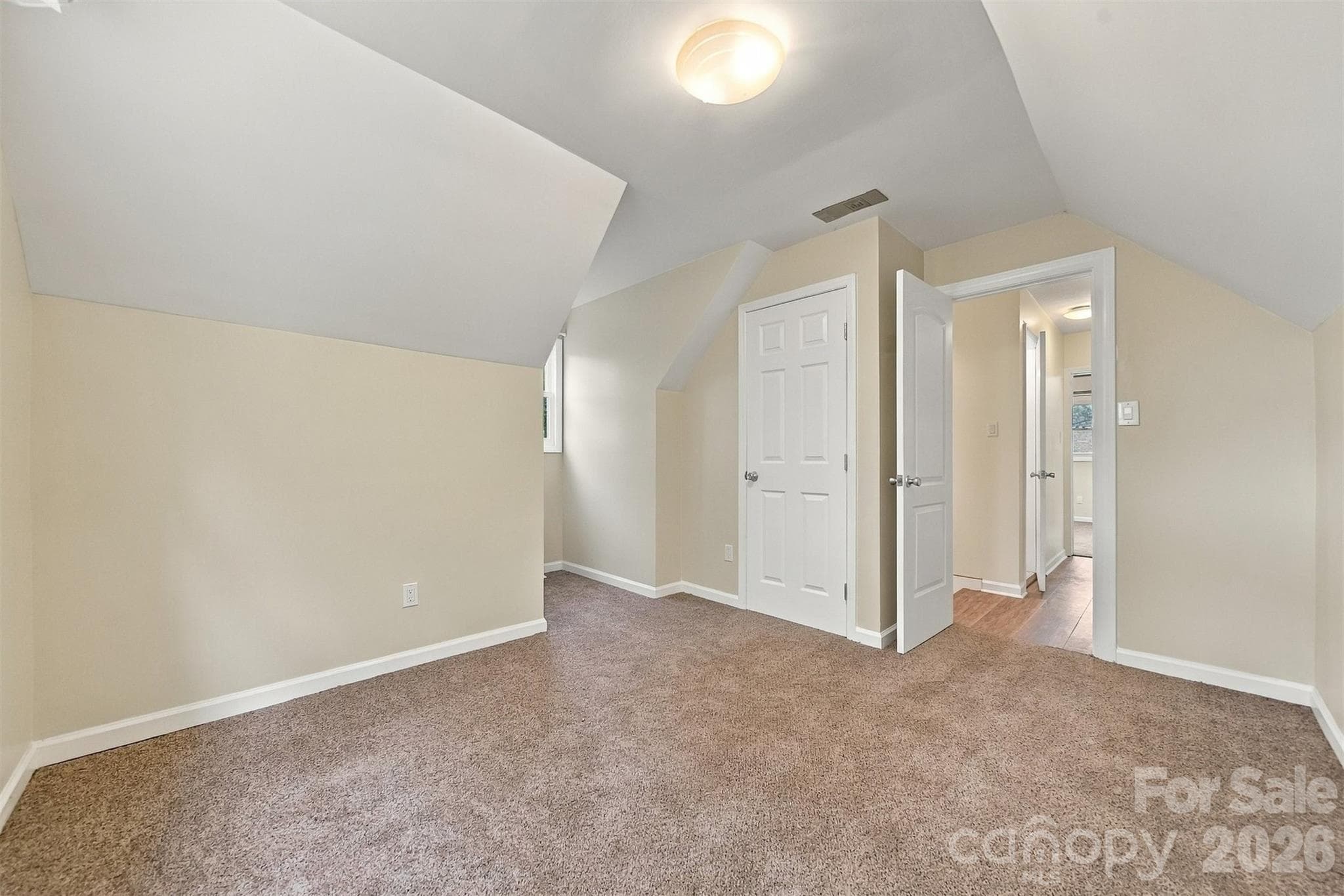 Single Family Residence at 861 8th Street Place SE, Hickory, photo 18 of 31