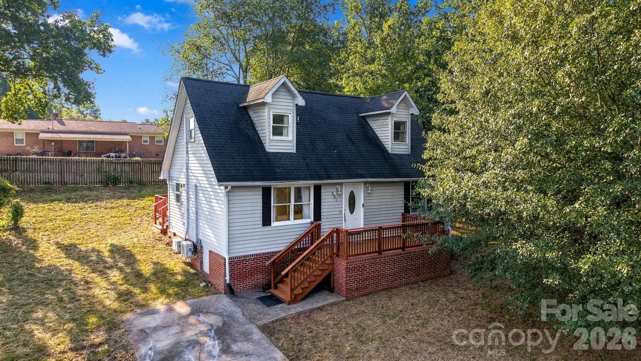 Single Family Residence at 861 8th Street Place SE, Hickory, photo 25 of 31