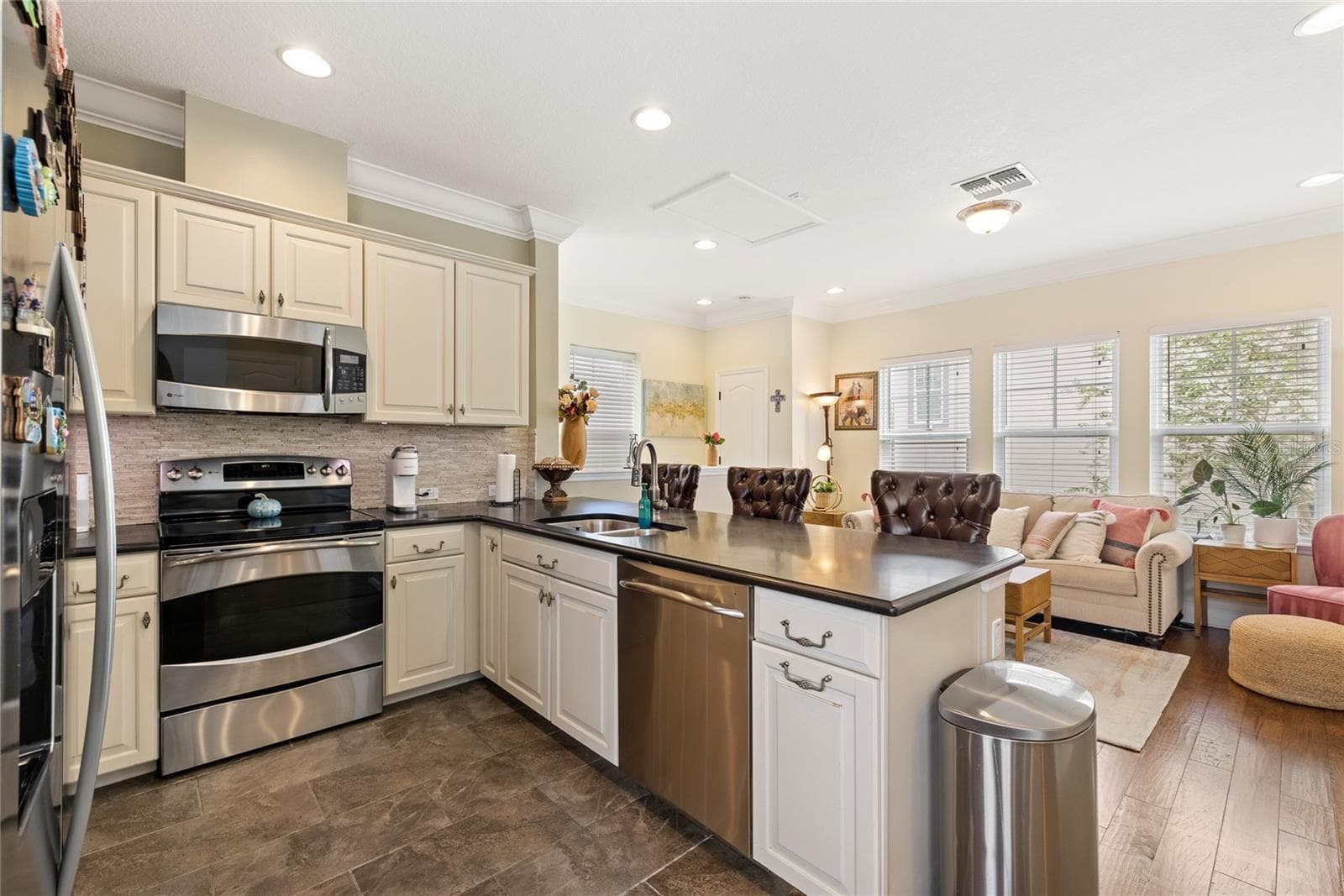 Apartment Kitchen - 13817 ELIOT AVE, ORLANDO