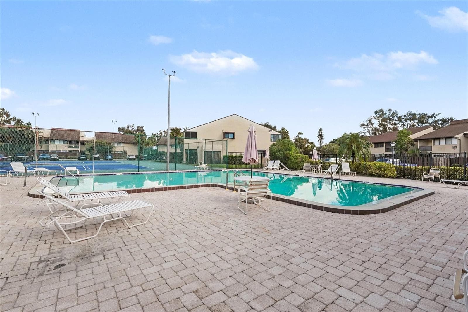 825 South Village Drive N #102, St Pete FL 33716 - 825 S VILLAGE DR N #102, ST PETERSBURG