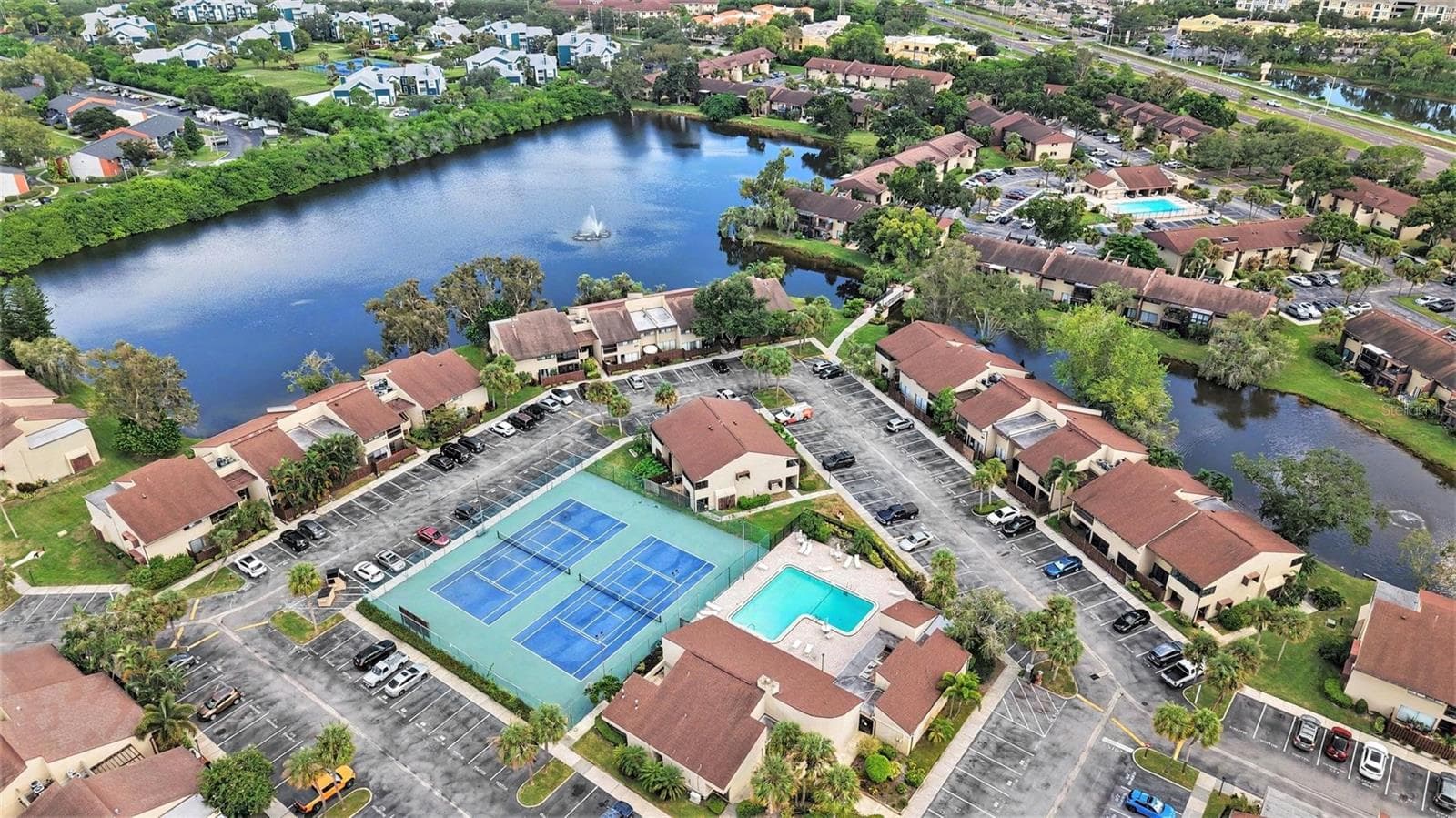 825 South Village Drive N #102, St Pete FL 33716 - 825 S VILLAGE DR N #102, ST PETERSBURG