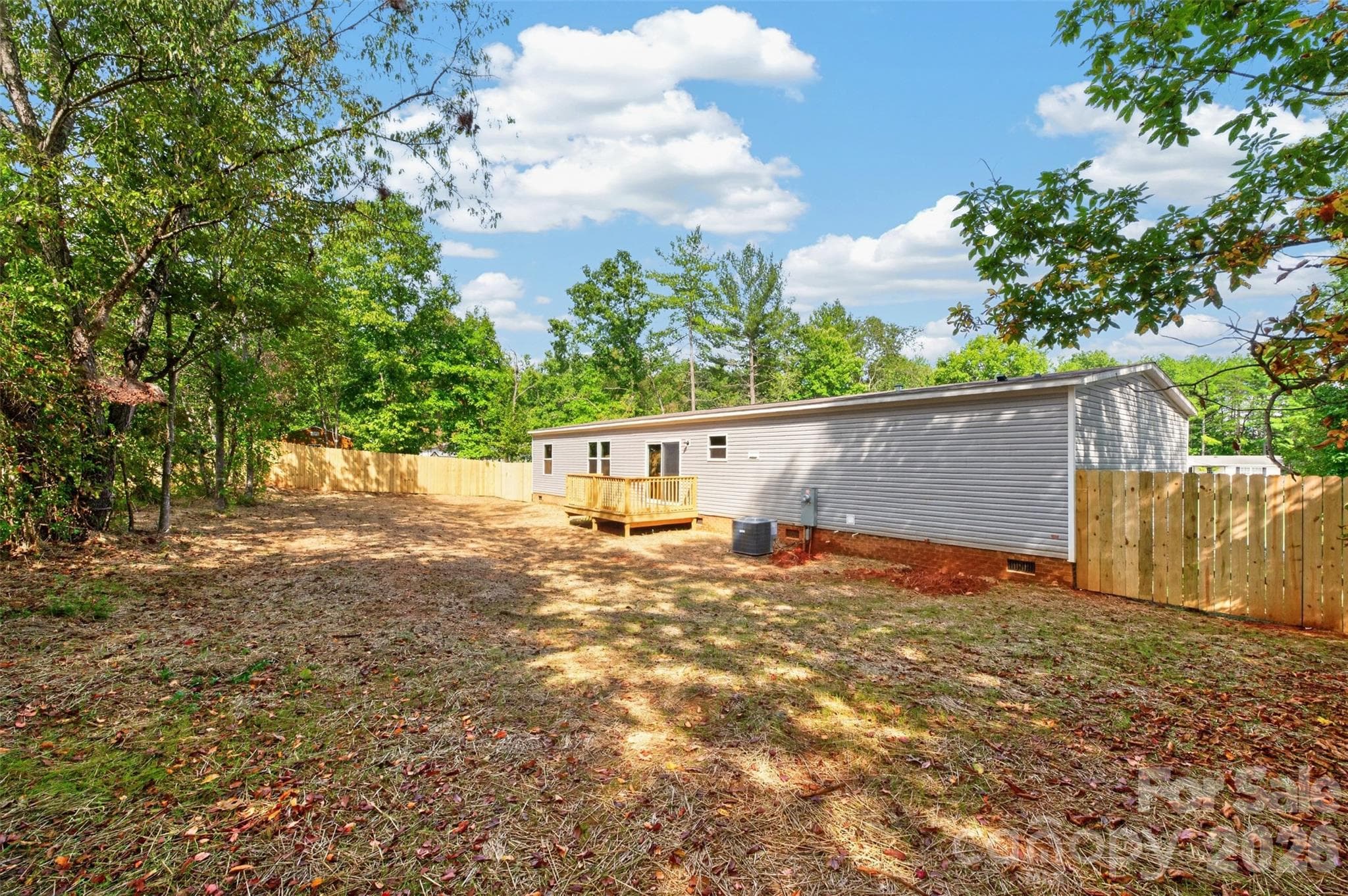 Single Family Residence at 4133 Alderbrook Court, Lenoir, photo 18 of 35