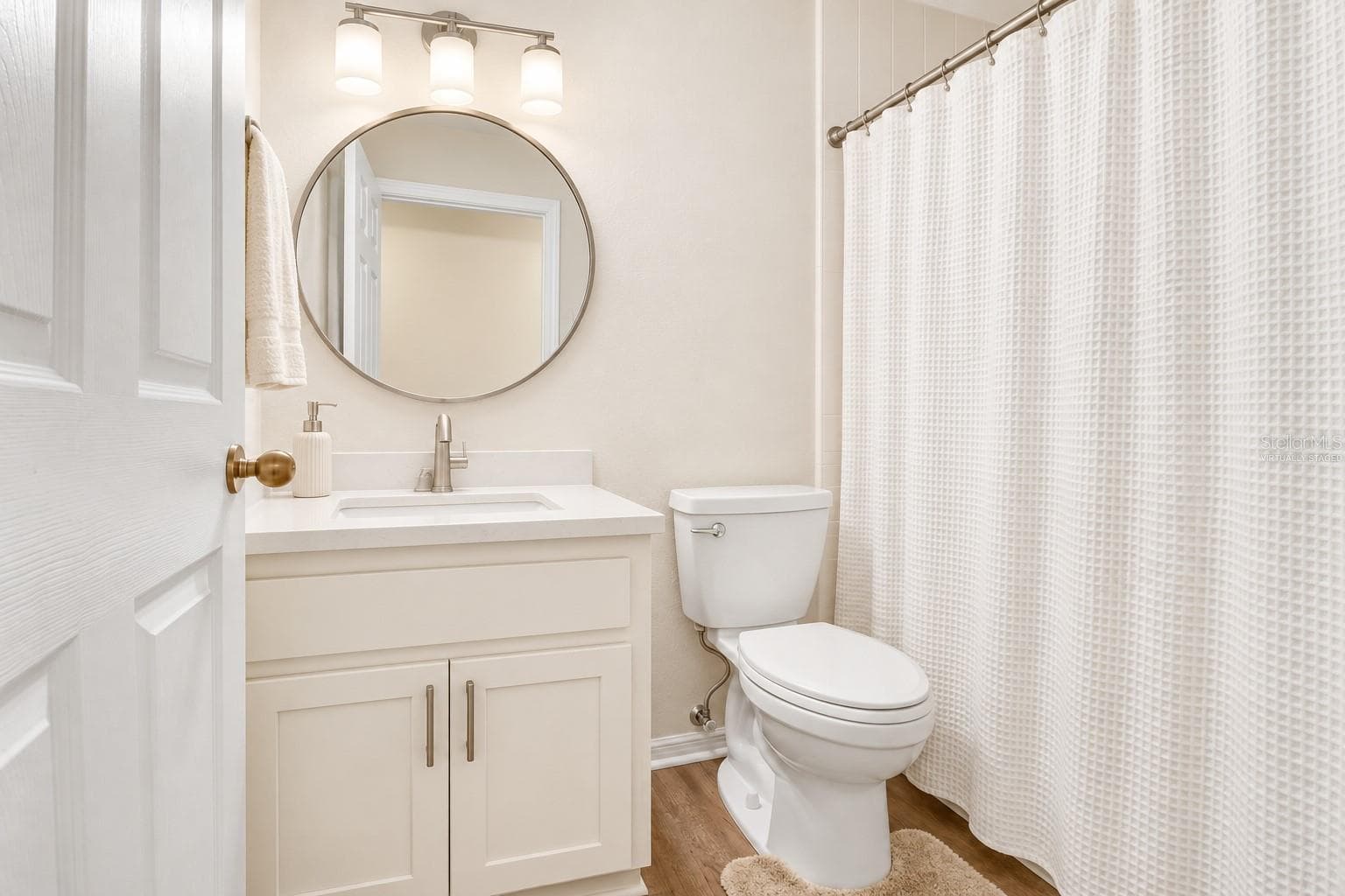 Virtually Staged - Hall bath Vanity Swap - 13221 TOM GALLAGHER RD, DOVER