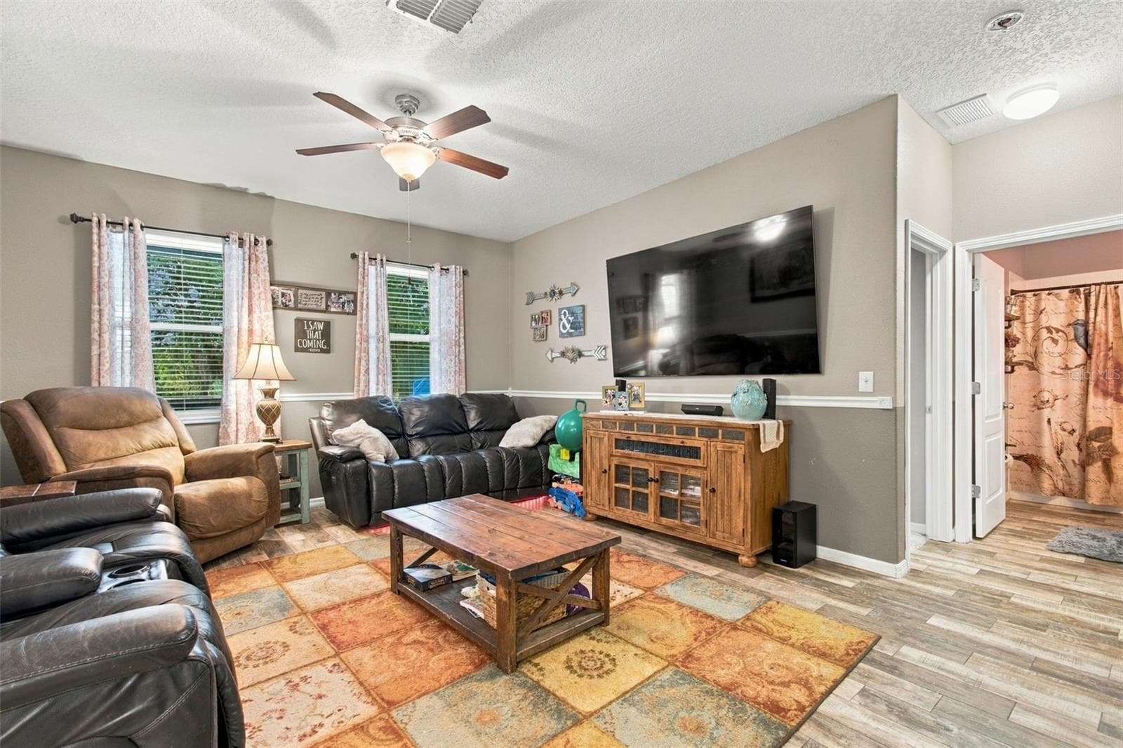 Single Family Residence at 12623 DRAKEFIELD DR, SPRING HILL, photo 16 of 44