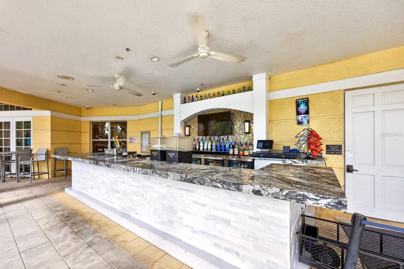 Pool Bar. - 5049 SHOREWAY LOOP #1-201, ORLANDO