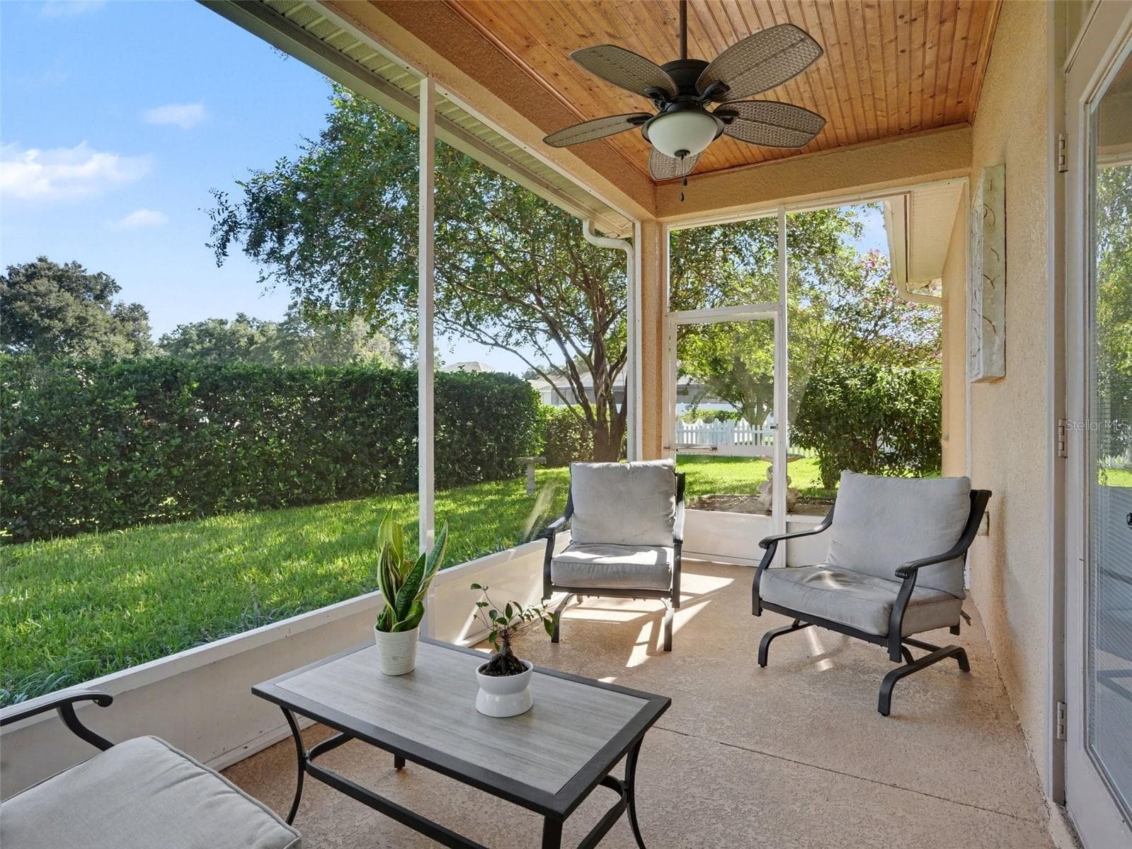 Single Family Residence at 3575 REMINGTON OAKS PATH, LAKELAND, photo 3 of 29