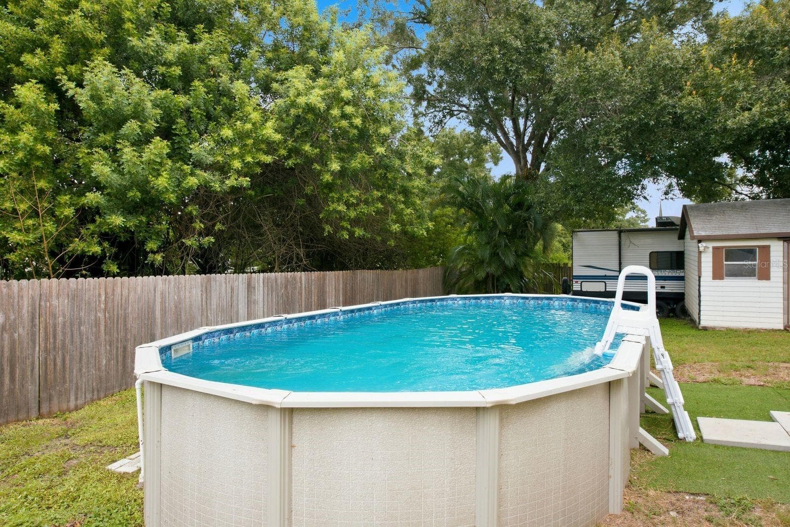 Ready to take a dip! - 5955 107TH TER N, PINELLAS PARK