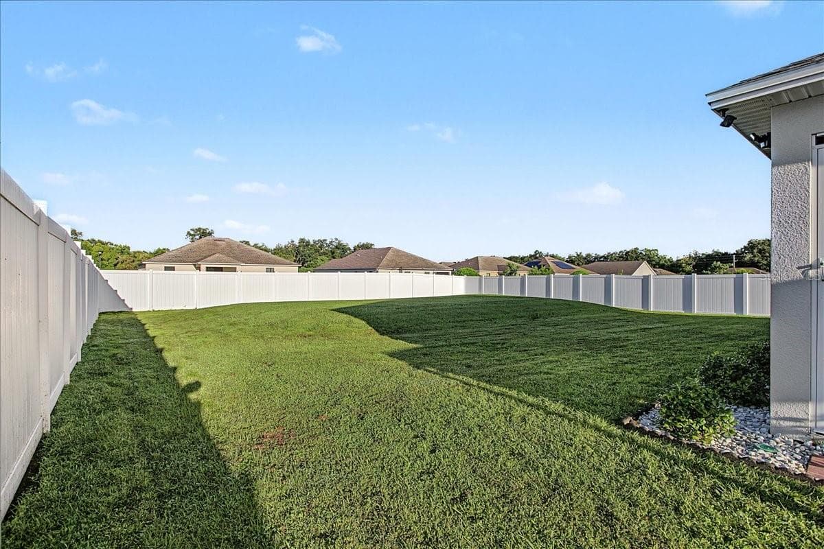 Single Family Residence at 2760 HUDSON ST, LAKELAND, photo 37 of 51