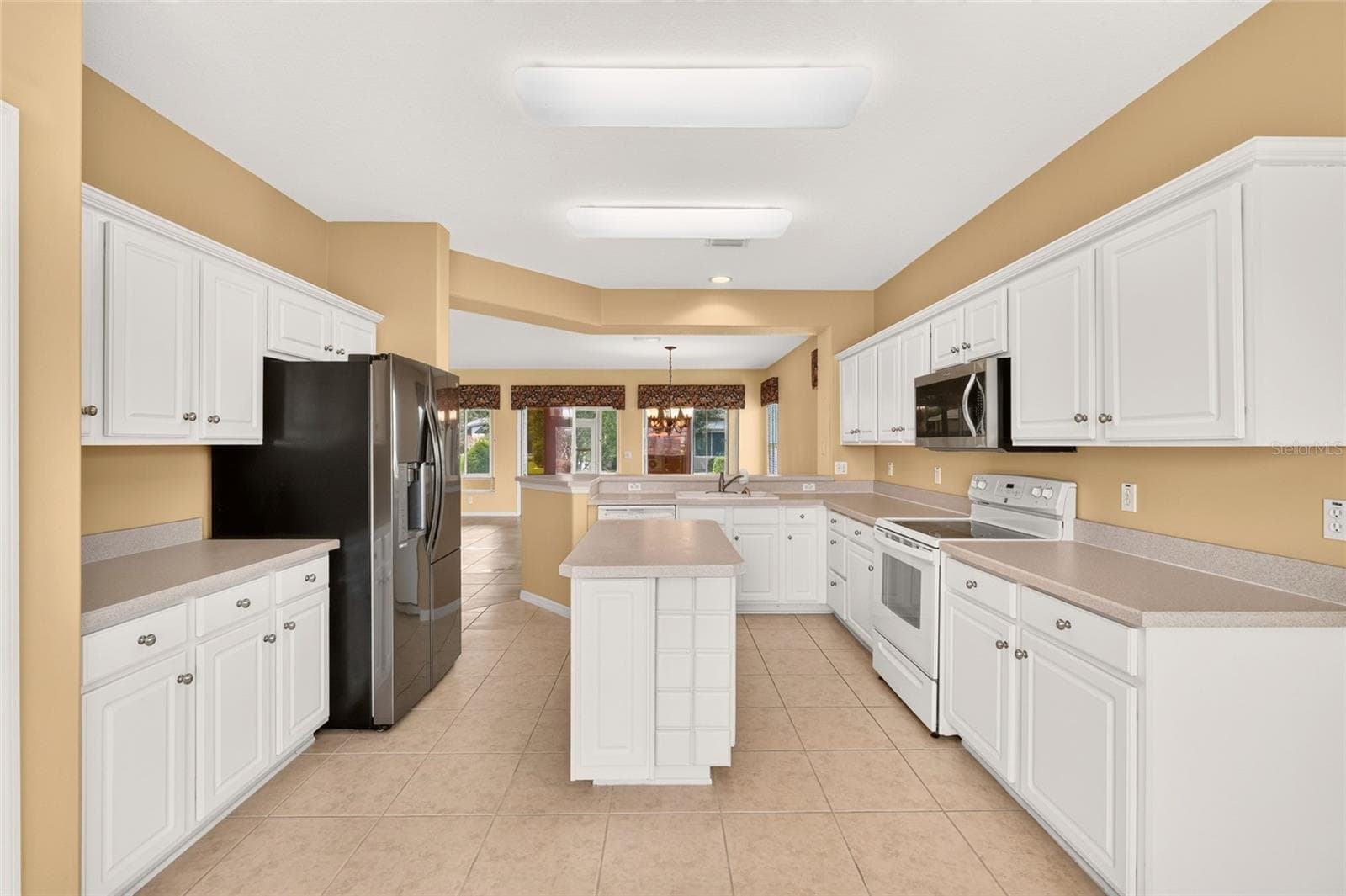 Single Family Residence at 12456 SE 92ND TER, SUMMERFIELD, photo 16 of 75