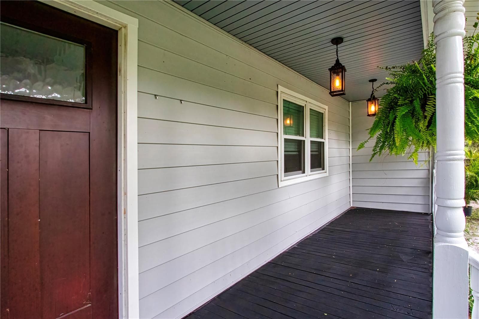 Front Porch - 2501 LIGHTFOOT RD, WIMAUMA