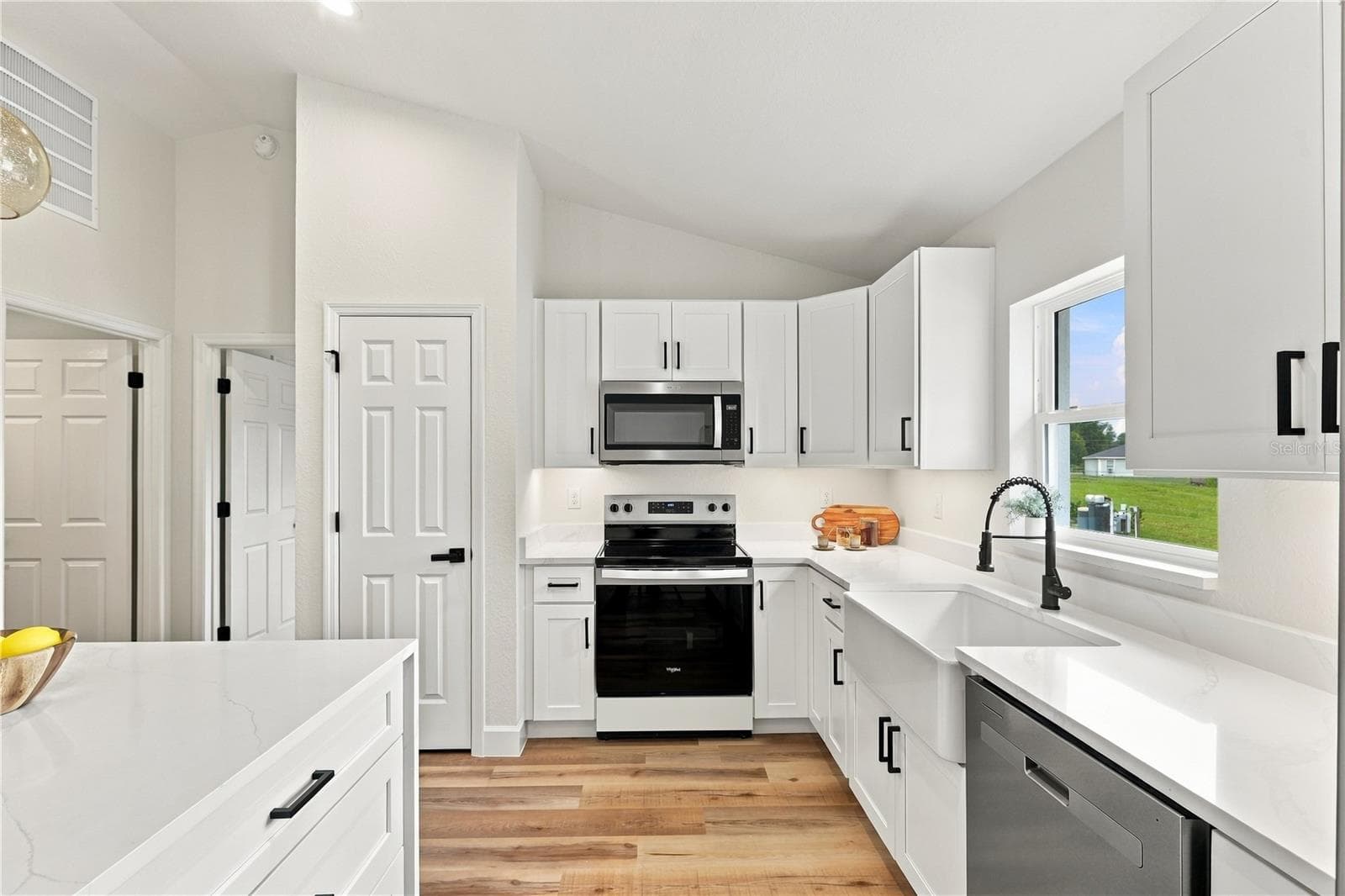 Single Family Residence at 115 JUNIPER CIR, OCALA, photo 10 of 35