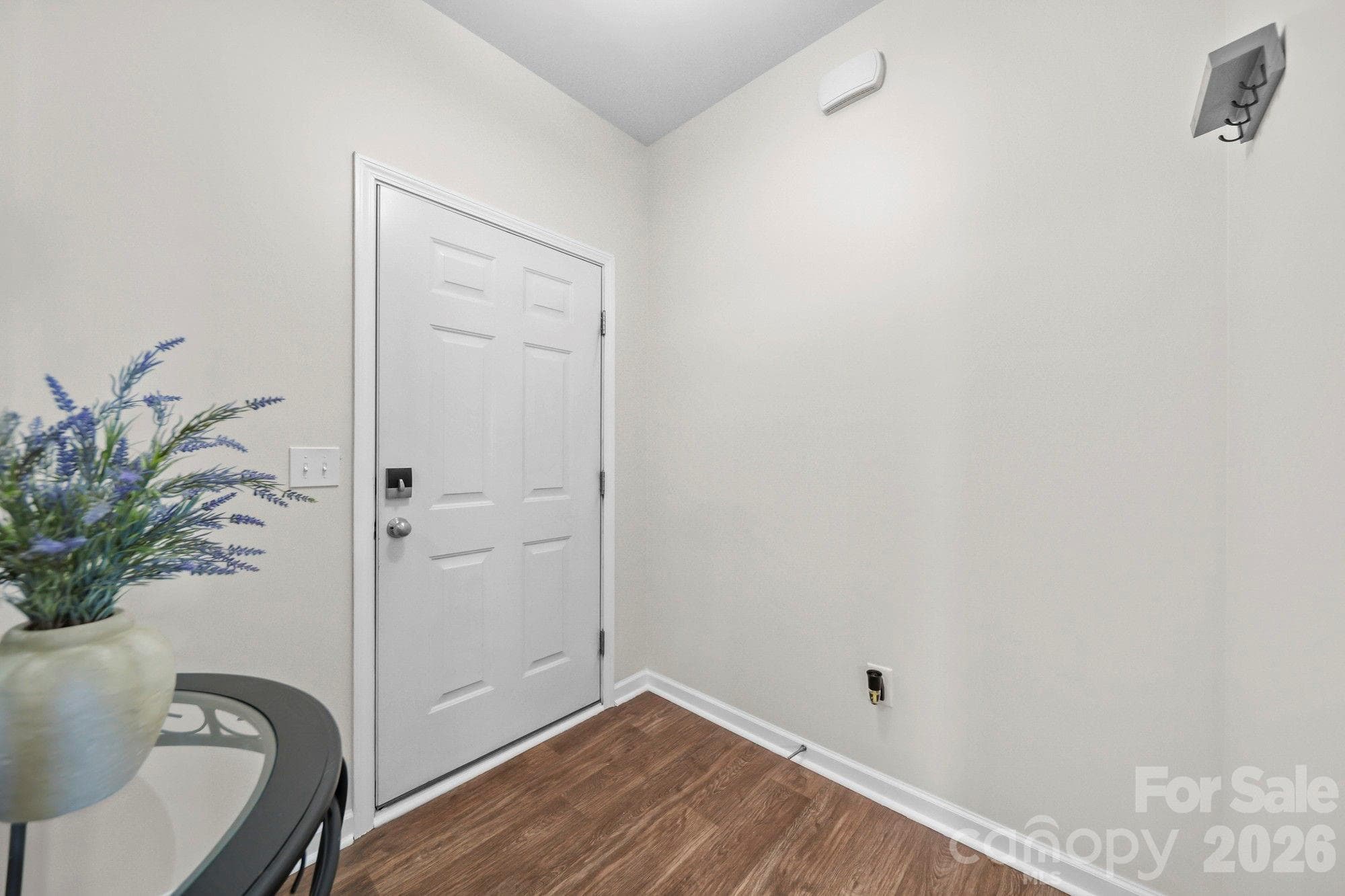 Single Family Residence at 1791 Savannah Lane, Stanfield, photo 3 of 37