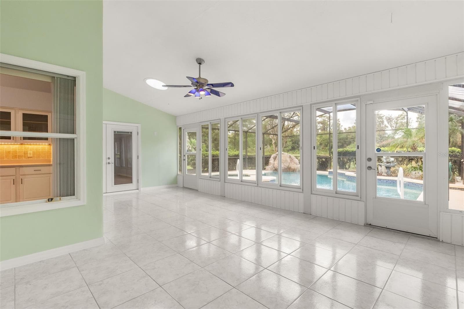Single Family Residence at 13560 DORNOCH DR, ORLANDO, photo 23 of 34