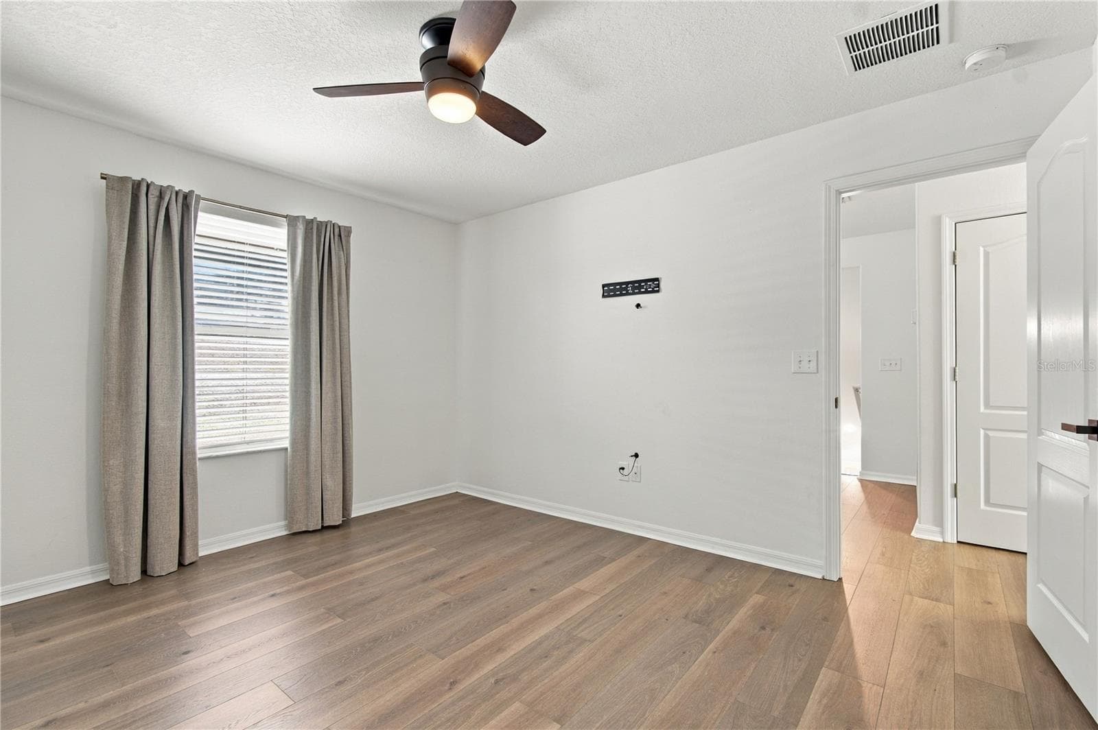 Guest Bedroom 01 - 18928 HAMPSTEAD HEATH CT, LAND O LAKES