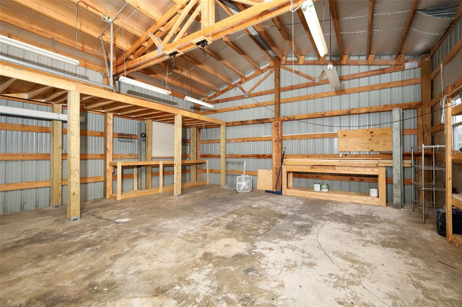 Inside of garage/workshop - 506 S ELSASSER ST, DELAND