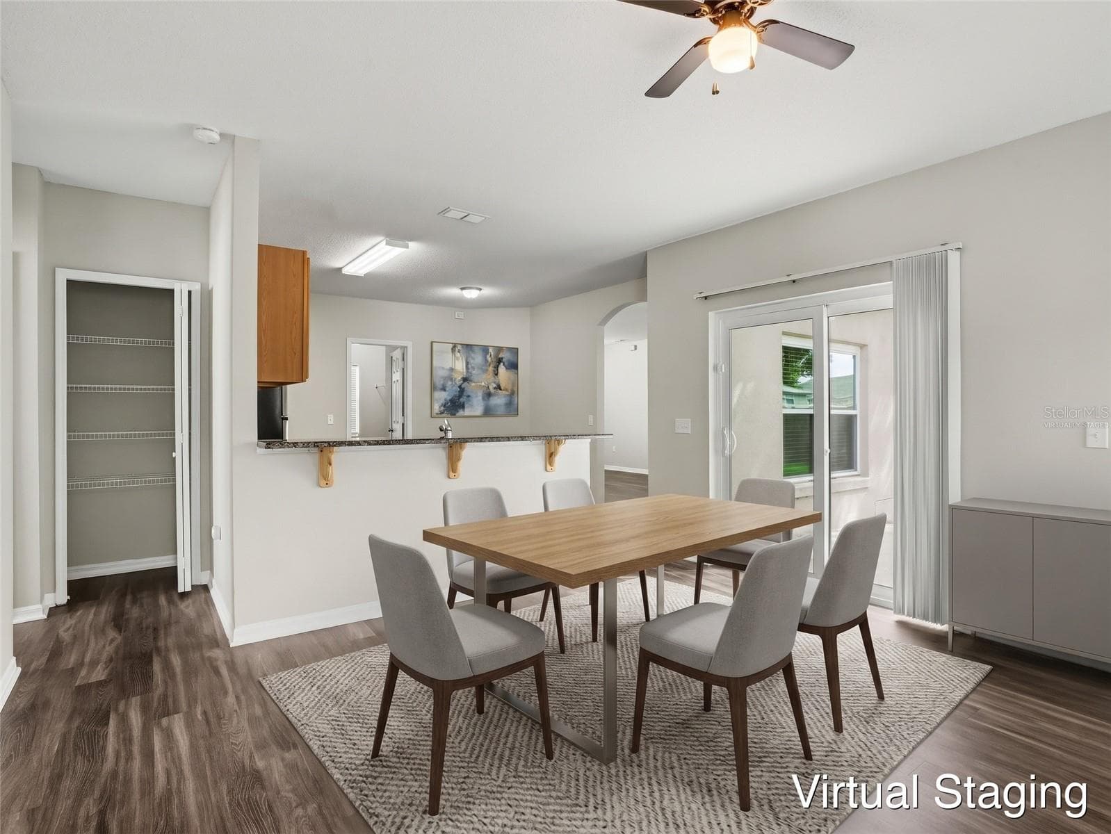 virtually staged - 422 COLUMBIA CT, POINCIANA