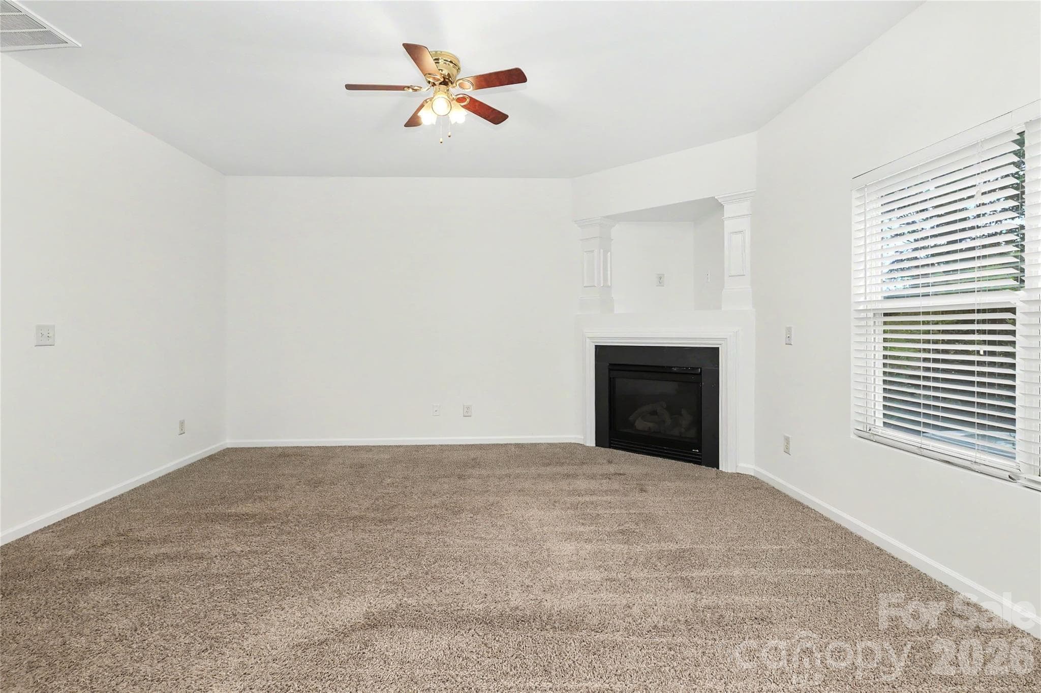 Single Family Residence at 3833 Catawba Creek Drive, Gastonia, photo 7 of 40
