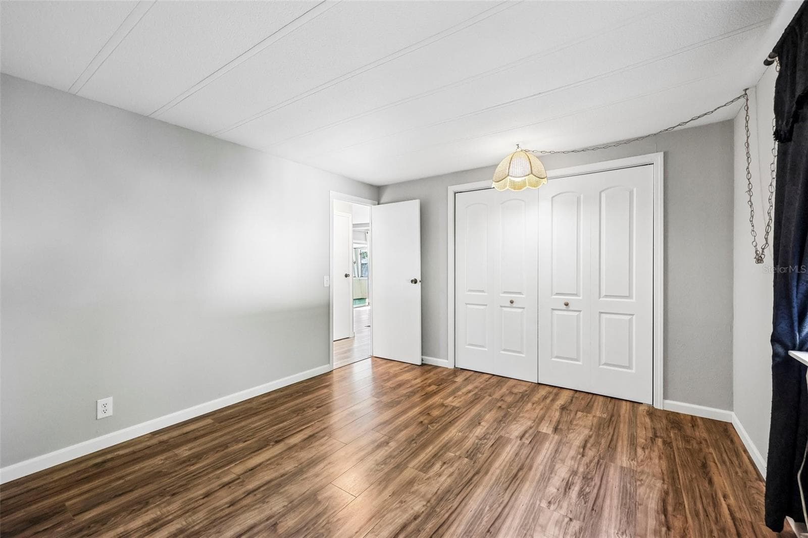 Main room - 11 FLORENCE BLVD, DEBARY
