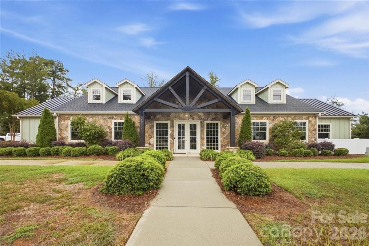 Single Family Residence at 1221 Acosta Court, Lake Wylie, photo 35 of 41