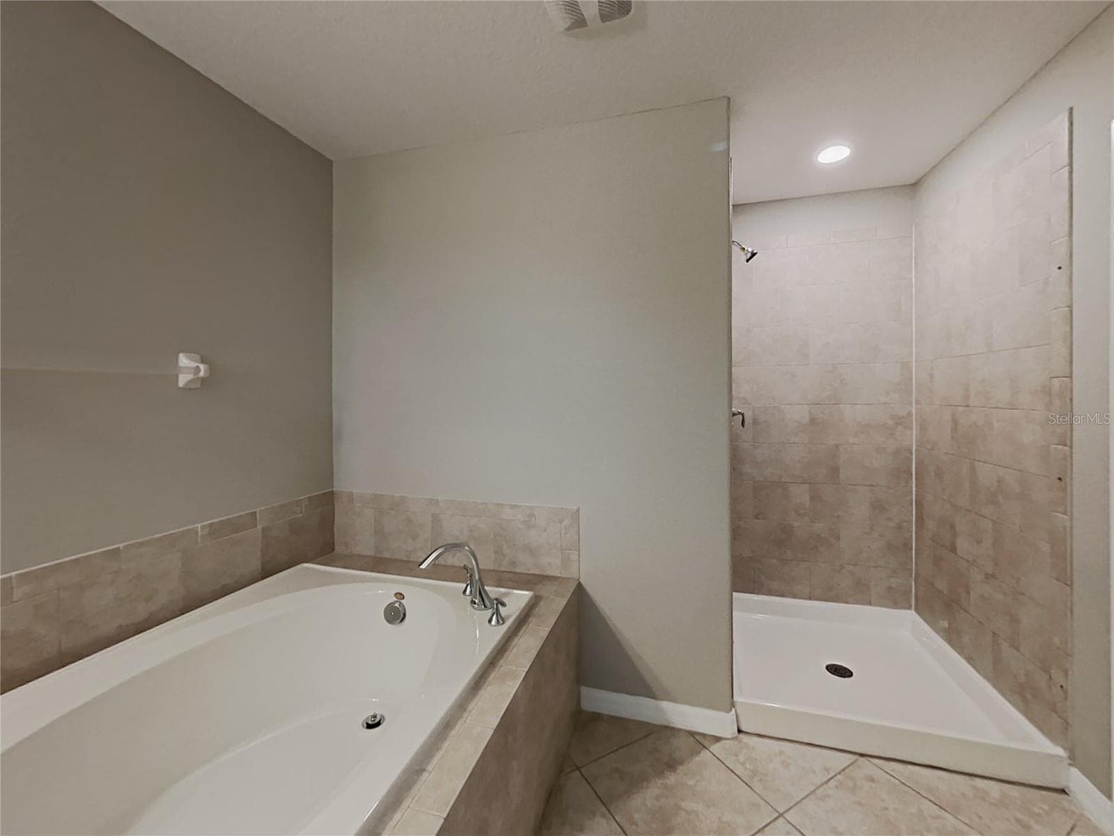 Single Family Residence at HUDSON, photo 8 of 15