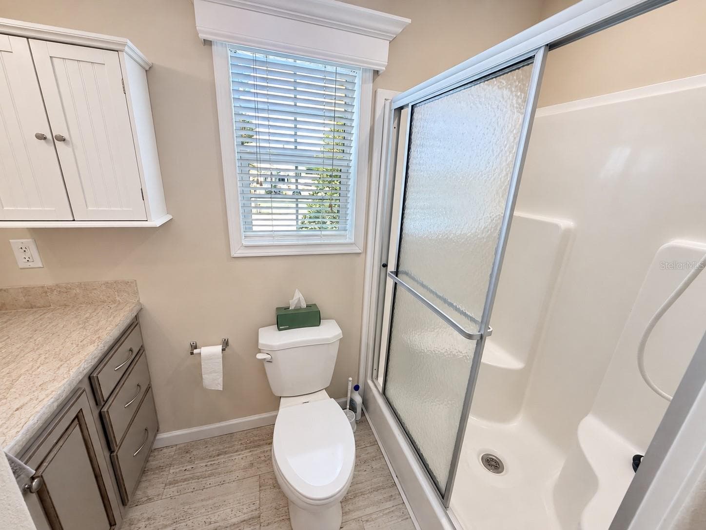 Manufactured Home at 5049 SHORE LINE DR, POLK CITY, photo 17 of 32