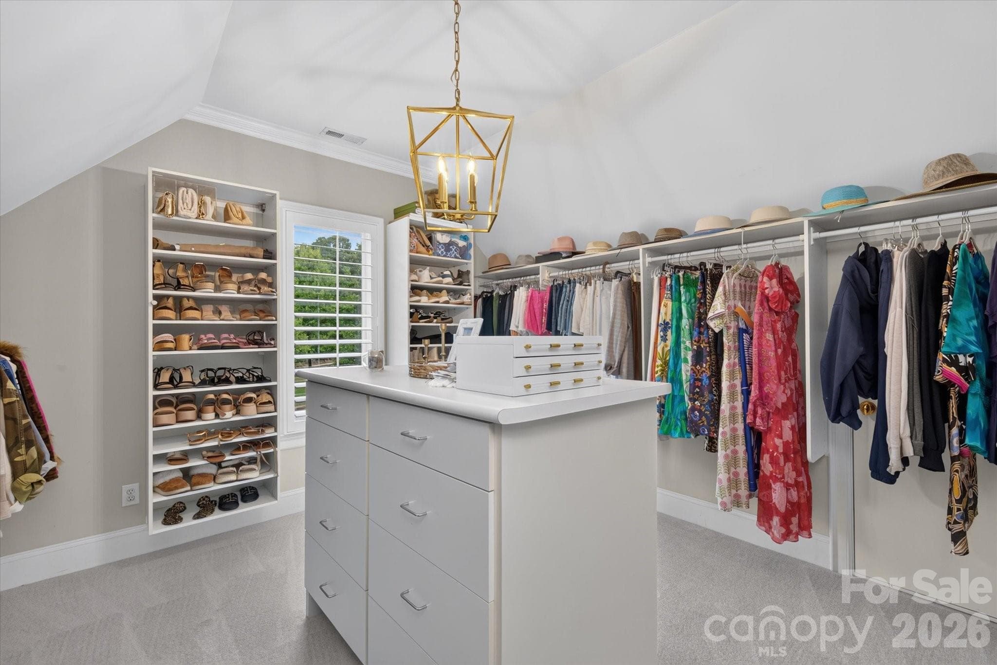 2 expansive custom walk-in closets - 1005 Firethorne Club Drive, Marvin