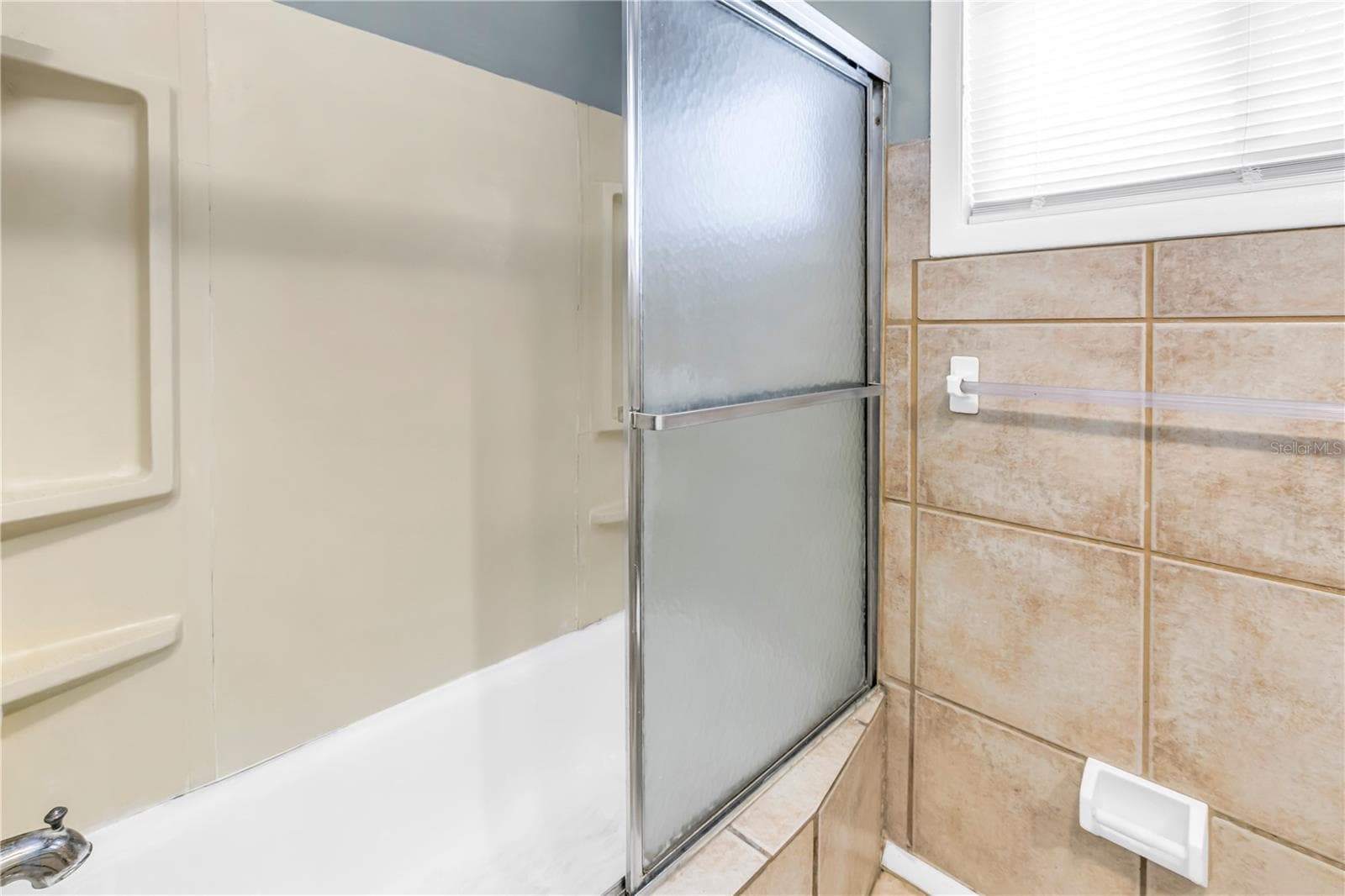 Single Family Residence at 930 ALCAZAR WAY S, ST PETERSBURG, photo 21 of 30