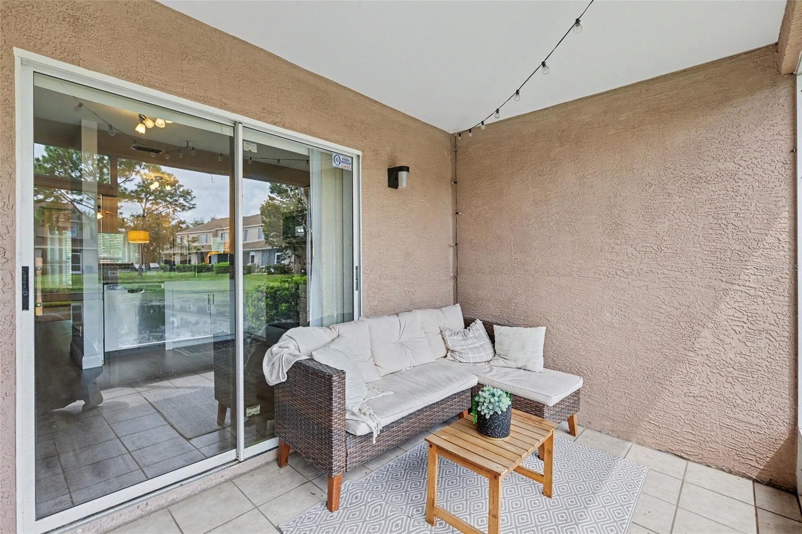 Townhouse at 6137 BAYSIDE KEY DR, TAMPA, photo 25 of 34