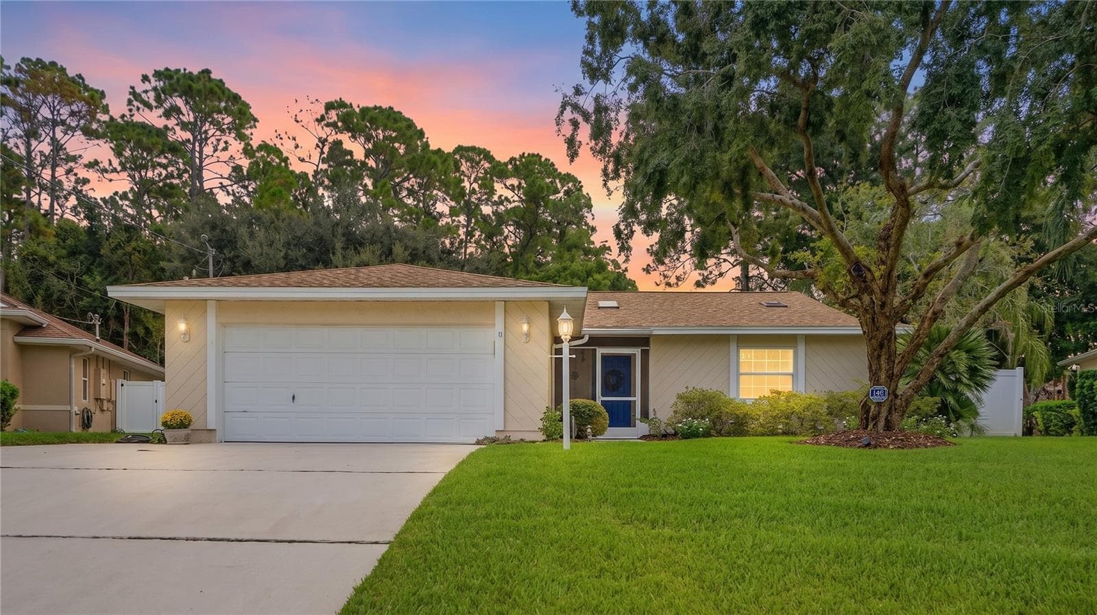 12 WOODFORD LN