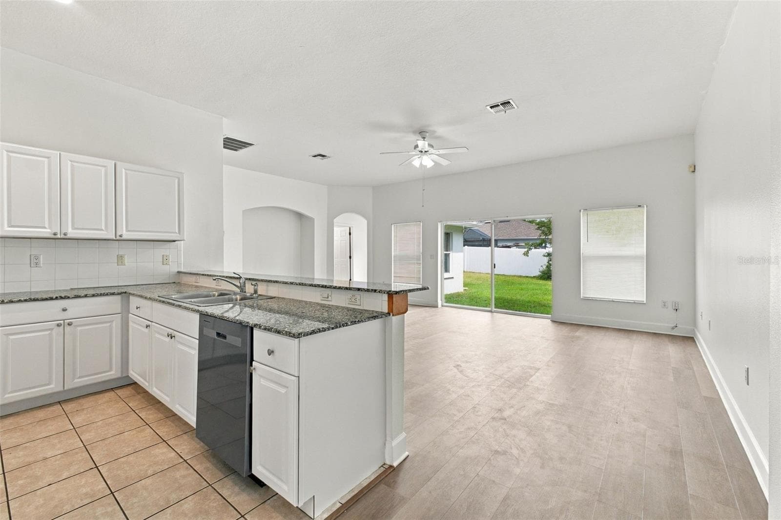 Single Family Residence at 5701 BRACKENWOOD DR, SPRING HILL, photo 41 of 76