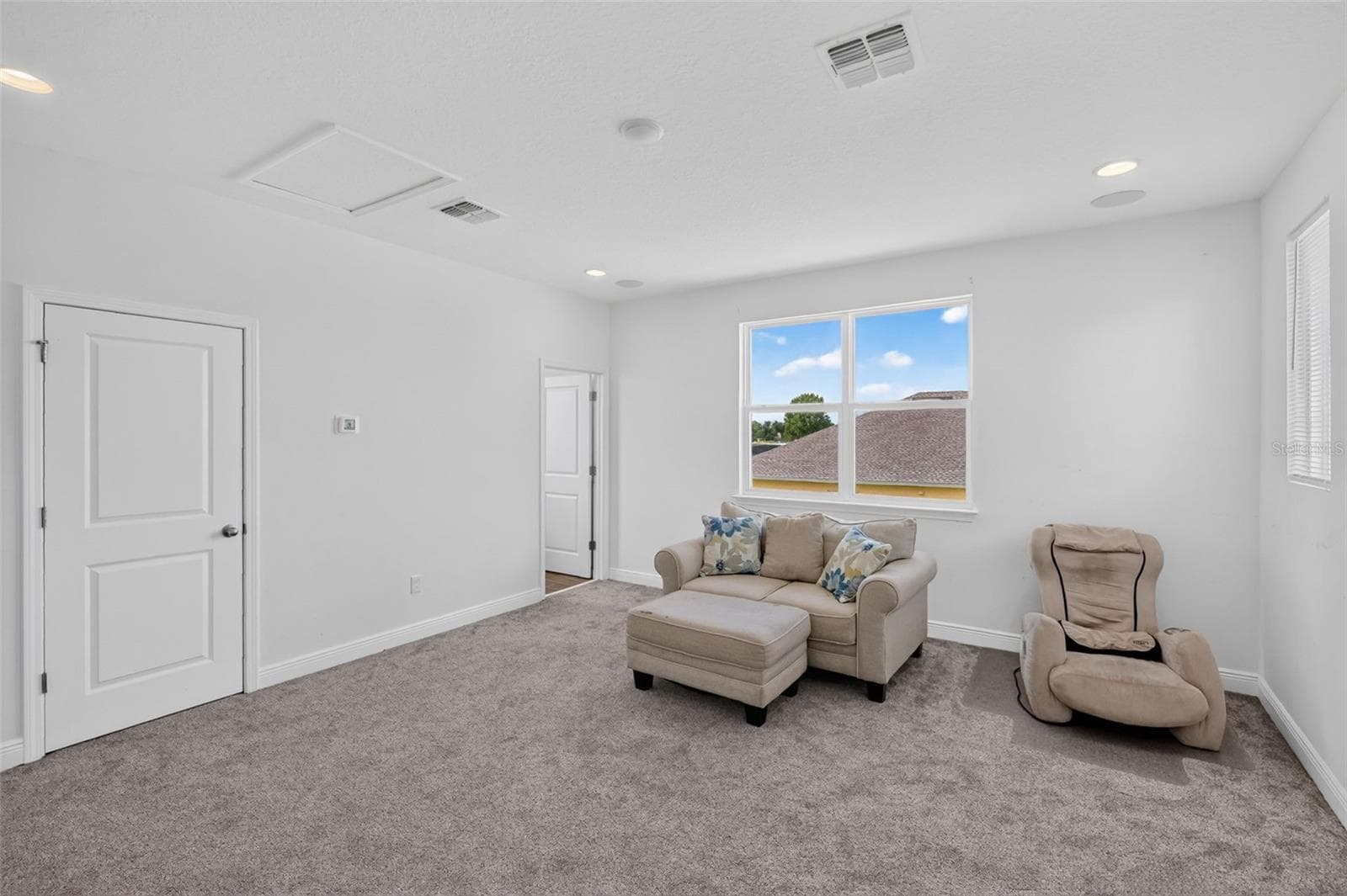 Single Family Residence at 30308 ISLAND CLUB DR, TAVARES, photo 22 of 44