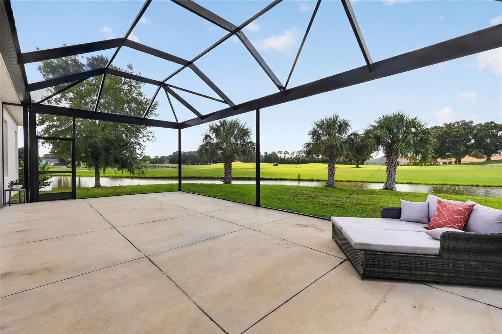 Single Family Residence at 30308 ISLAND CLUB DR, TAVARES, photo 40 of 44