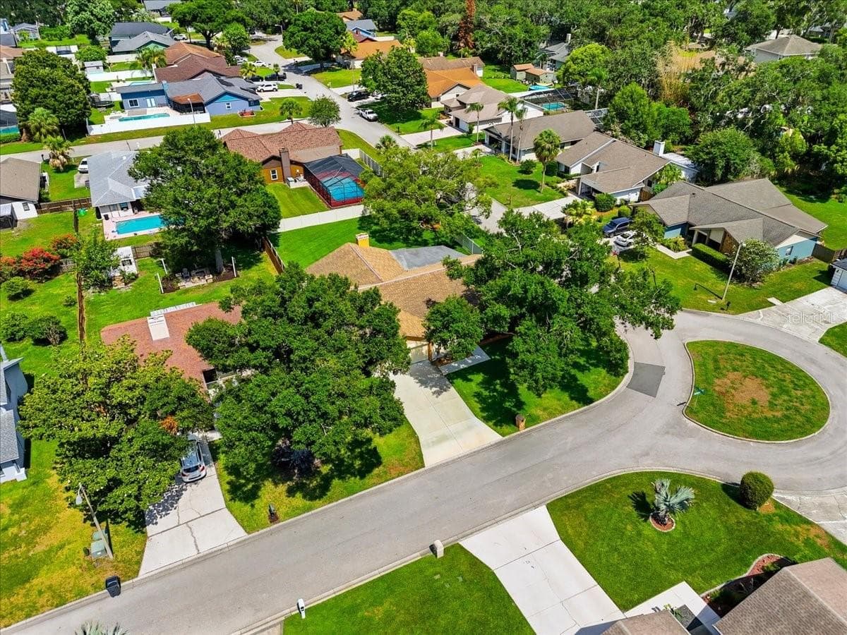 Single Family Residence at 6436 BUTTERNUT DR, LAKELAND, photo 13 of 64