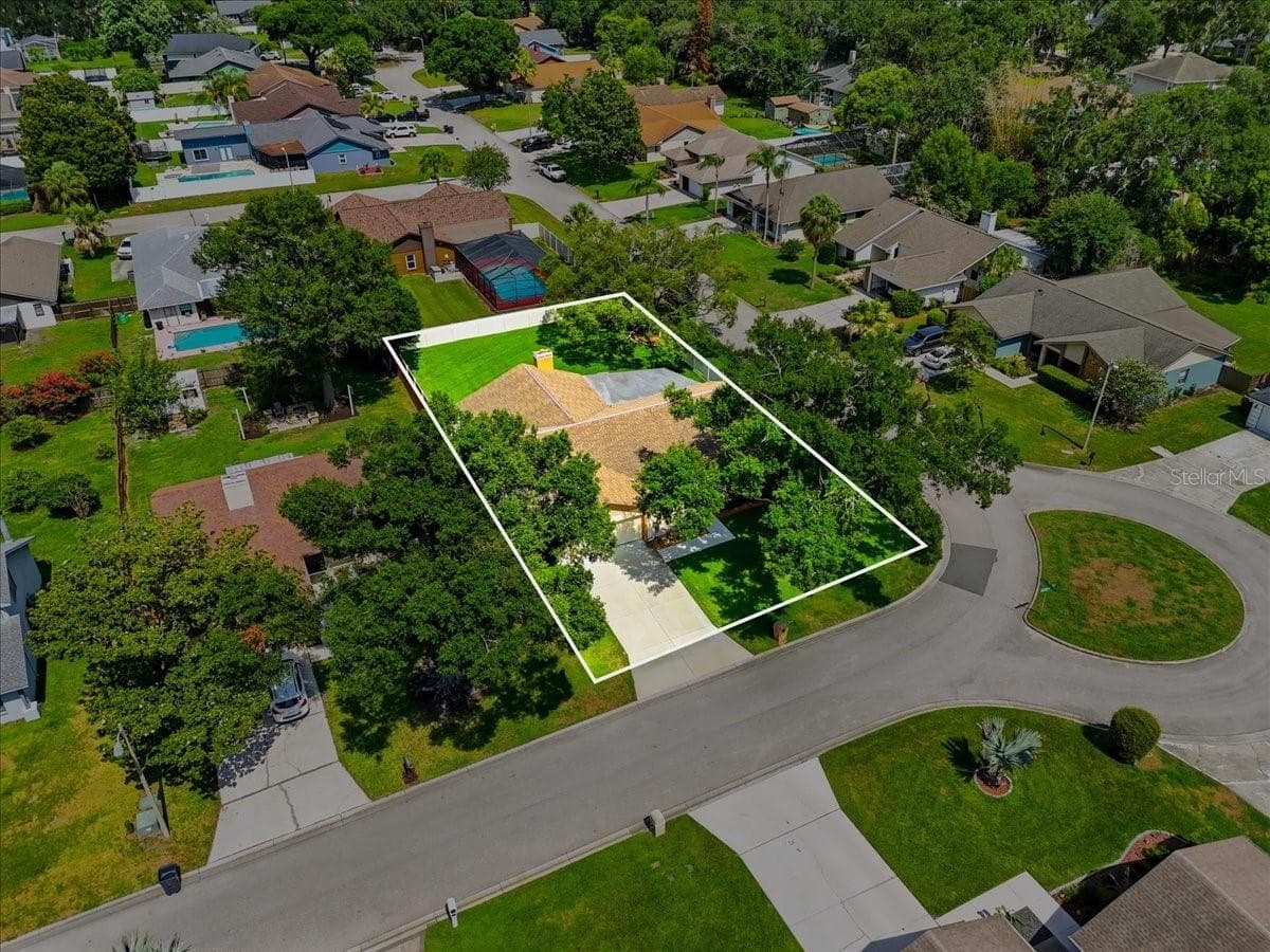 Single Family Residence at 6436 BUTTERNUT DR, LAKELAND, photo 20 of 64