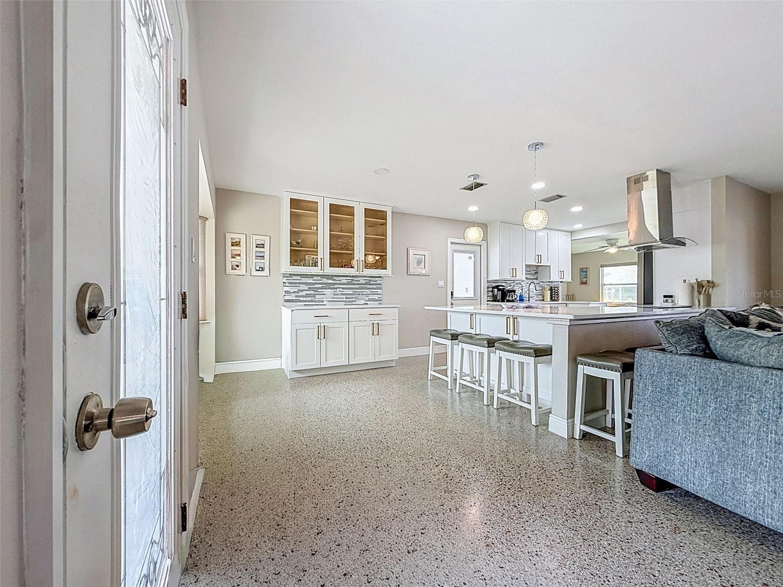 Single Family Residence at 8723 HICKORYWOOD LN, TAMPA, photo 20 of 82