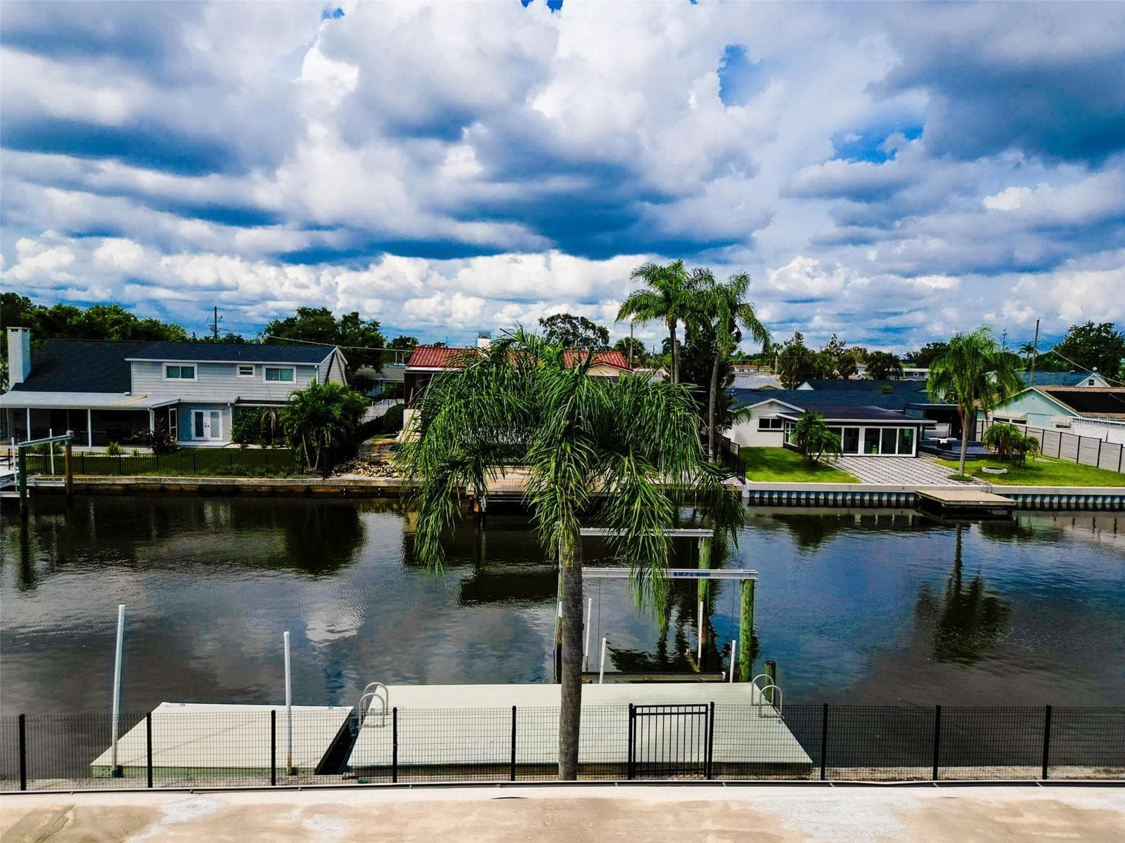 Single Family Residence at 8723 HICKORYWOOD LN, TAMPA, photo 60 of 82
