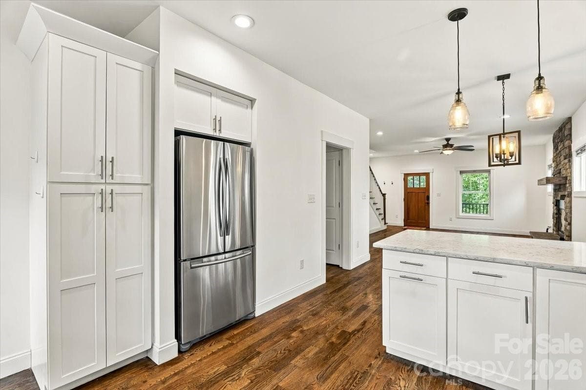 Single Family Residence at Asheville, photo 24 of 70