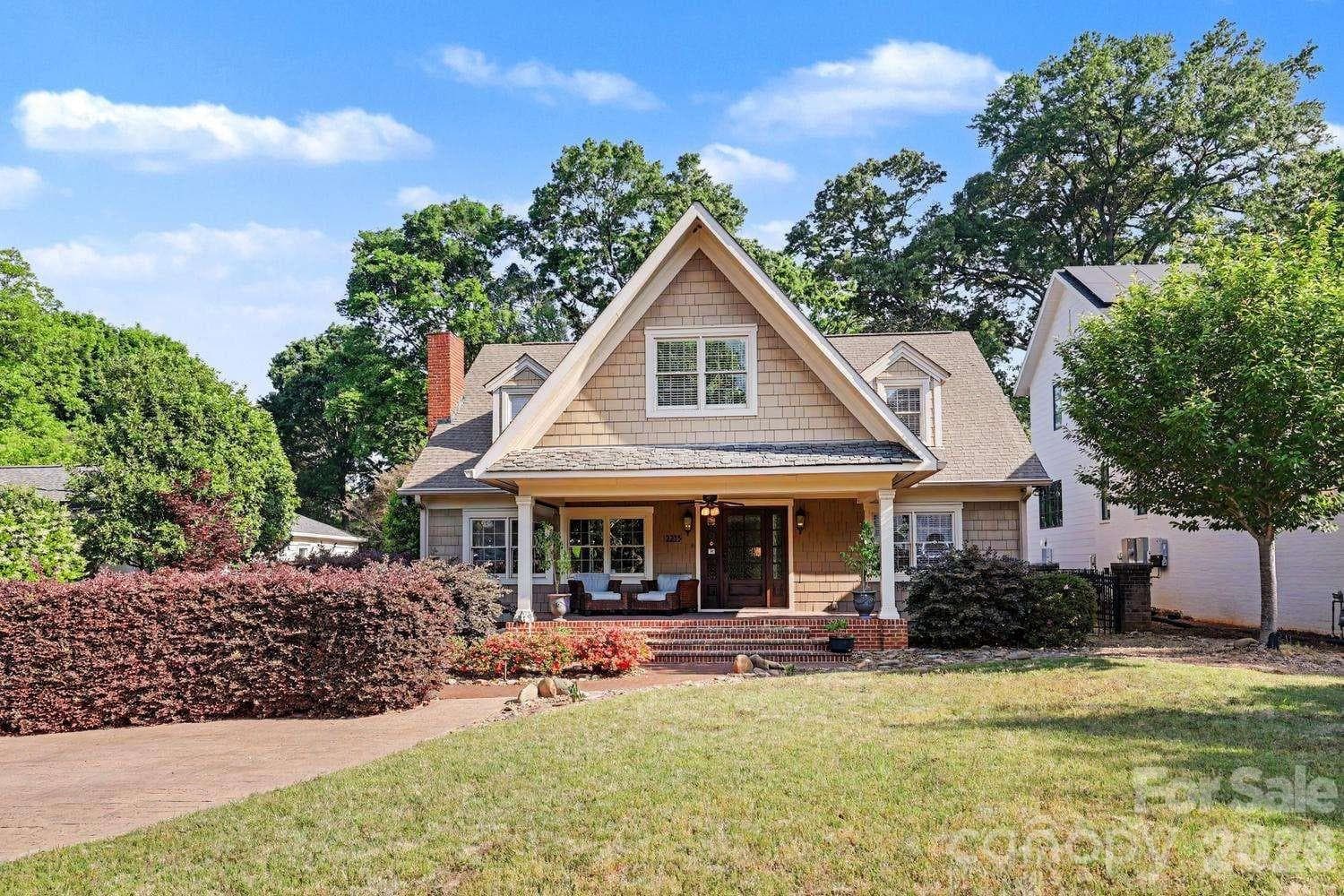Single Family Residence at Charlotte, photo 9 of 144