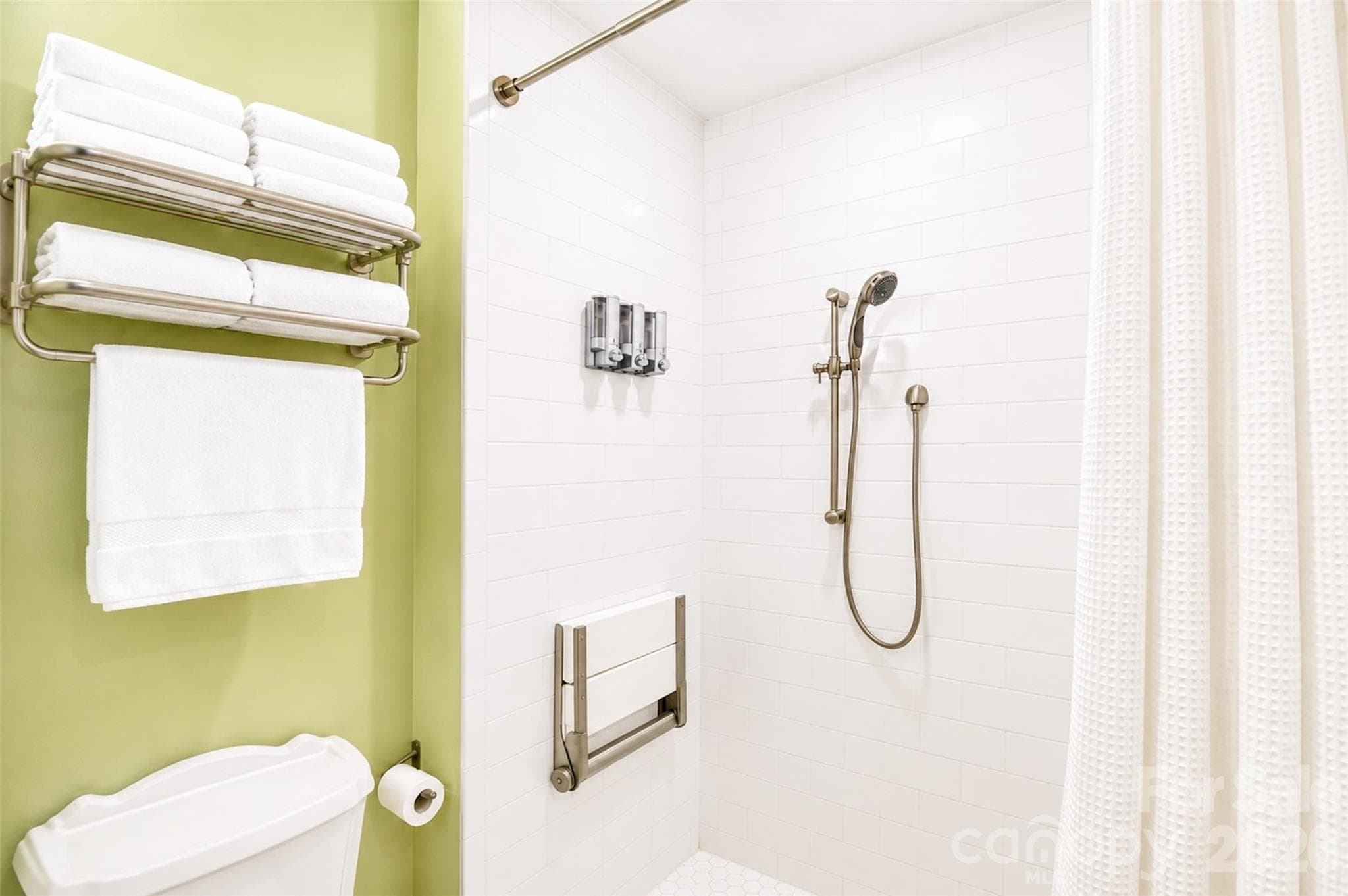 Single Family Residence at 7904 Saddleview Court, Charlotte, photo 17 of 46