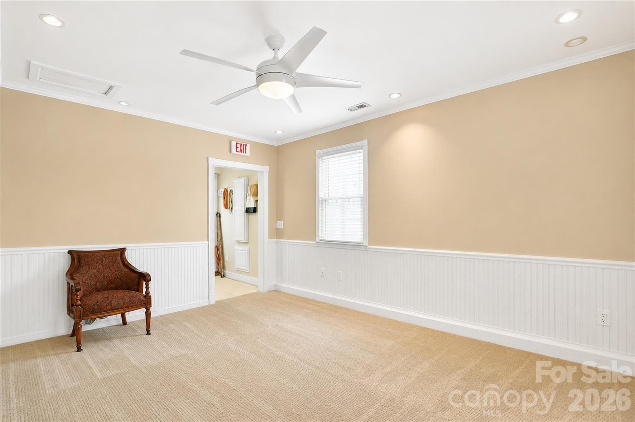 Single Family Residence at 7904 Saddleview Court, Charlotte, photo 21 of 46