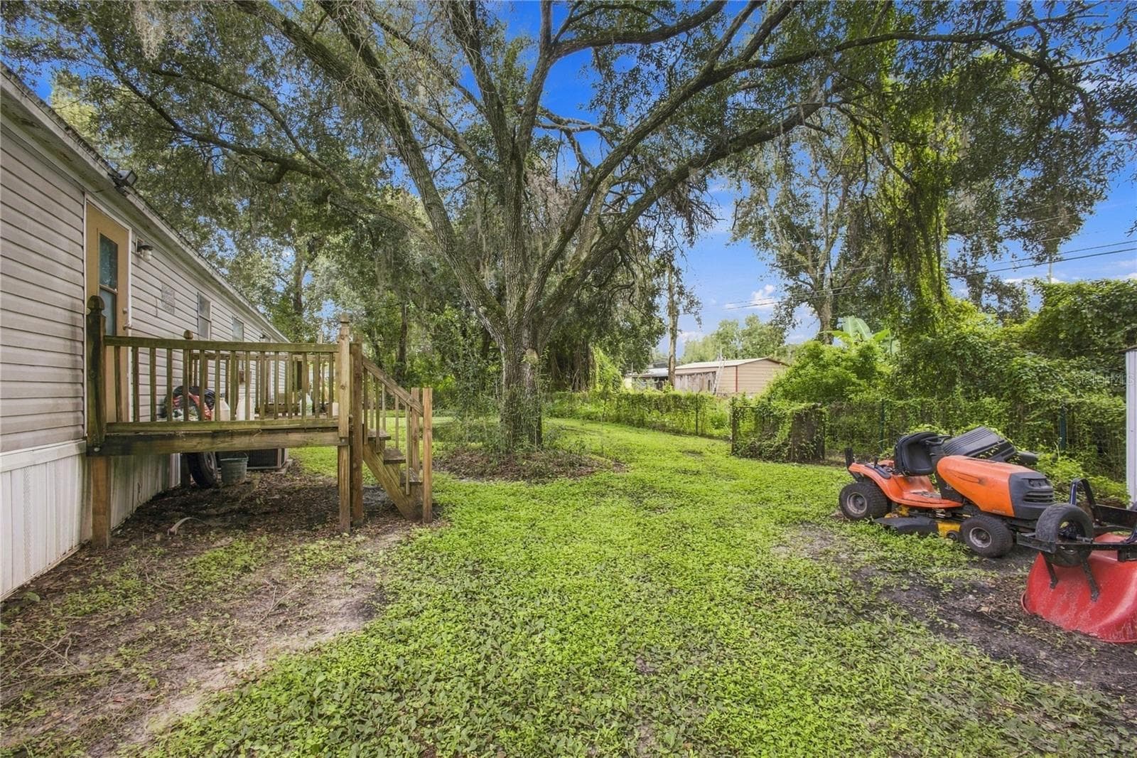 Manufactured Home at 3608 VALLEY TRL, LAKELAND, photo 32 of 33