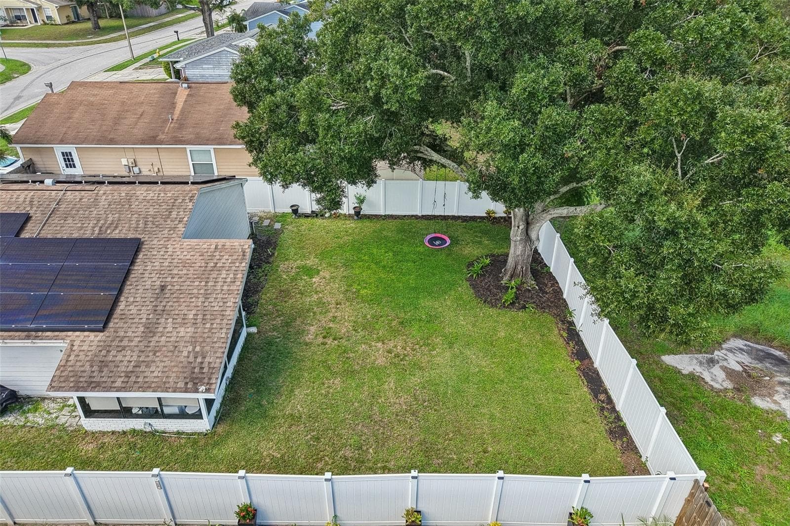 Single Family Residence at 2805 NORTHCOTE DR, PALM HARBOR, photo 28 of 37