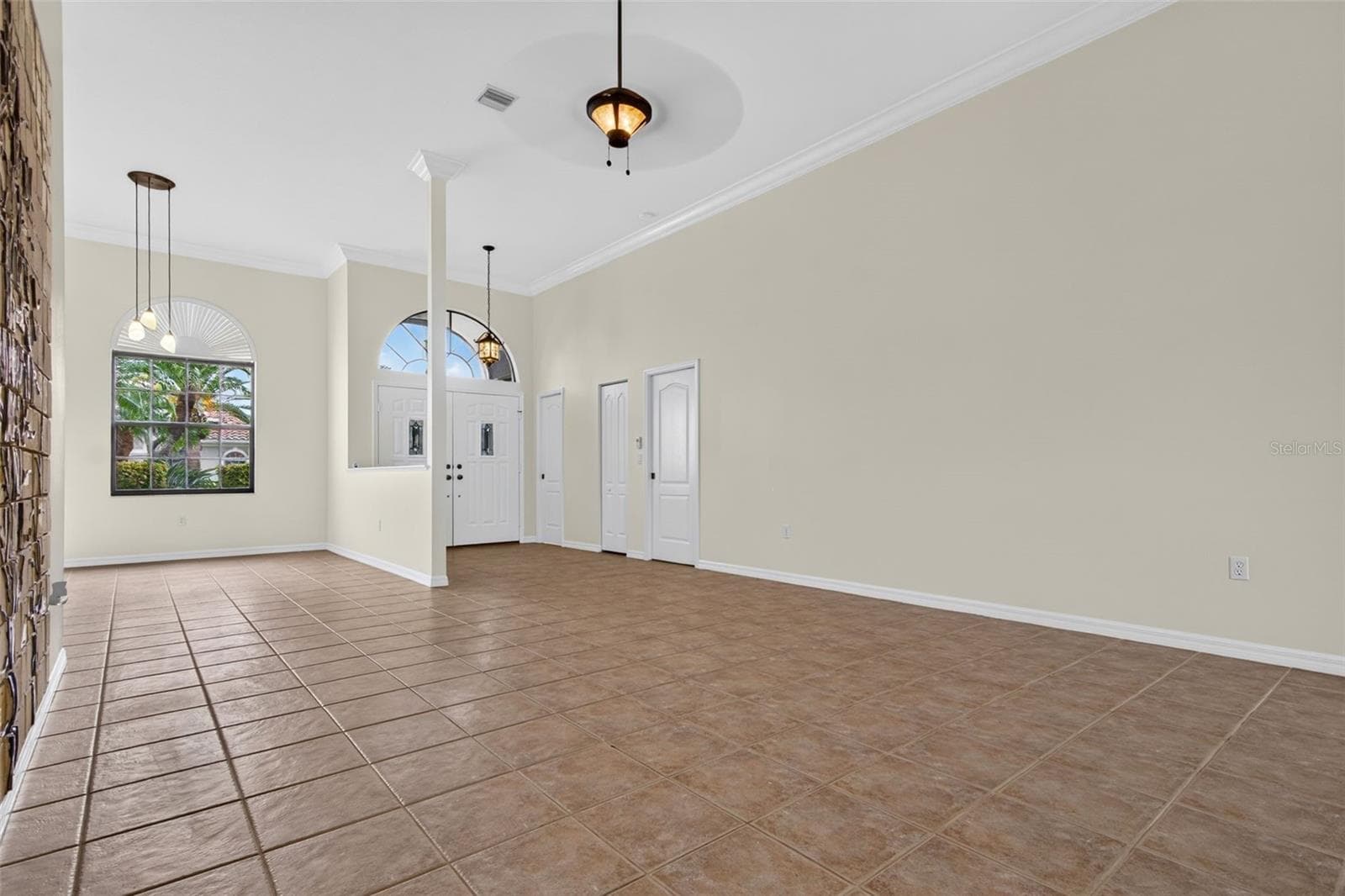Single Family Residence at 679 SAWGRASS BRIDGE RD, VENICE, photo 15 of 88